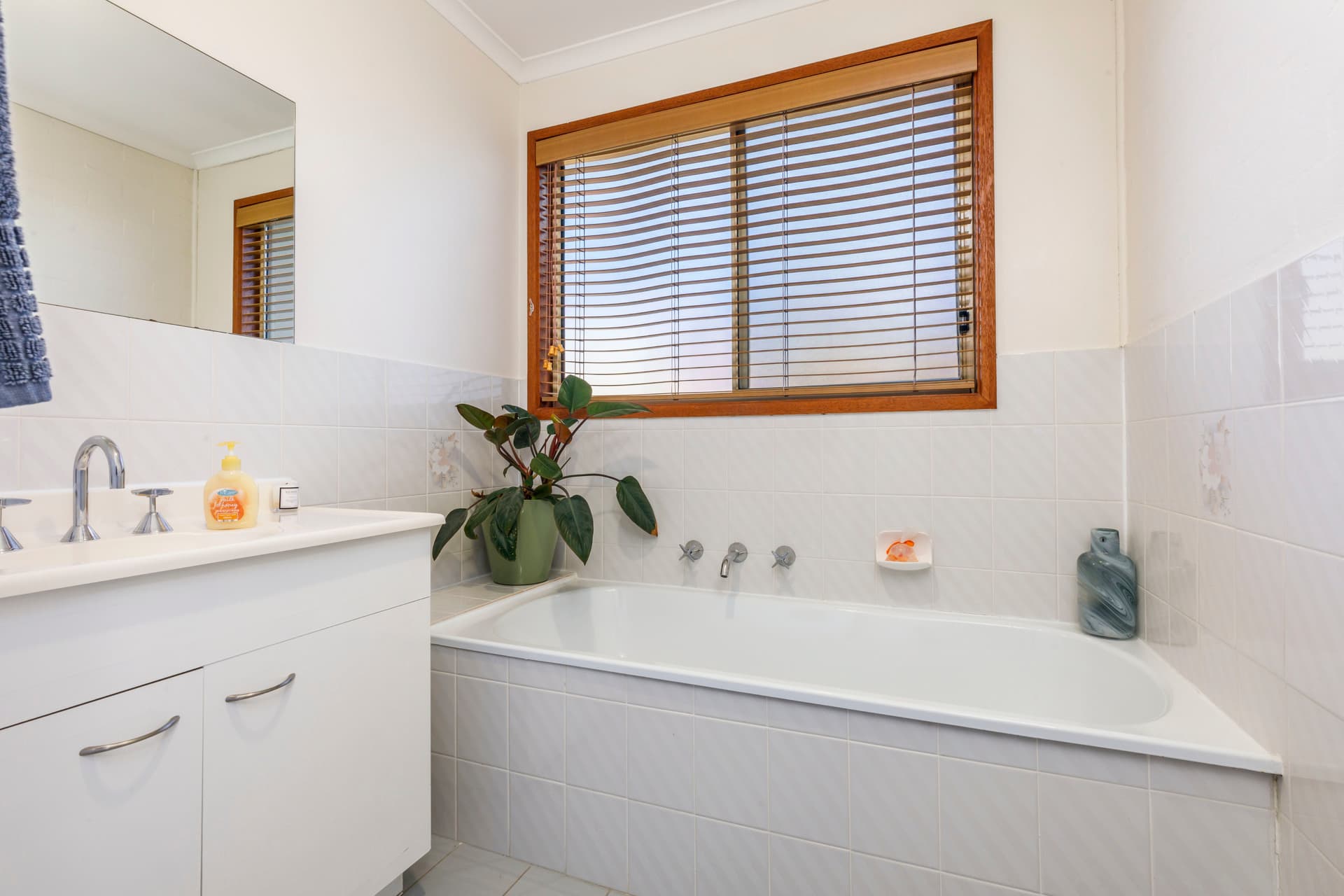 2/132 Totterdell Street, Belconnen ACT 2617, Belconnen - Thumbnail 4