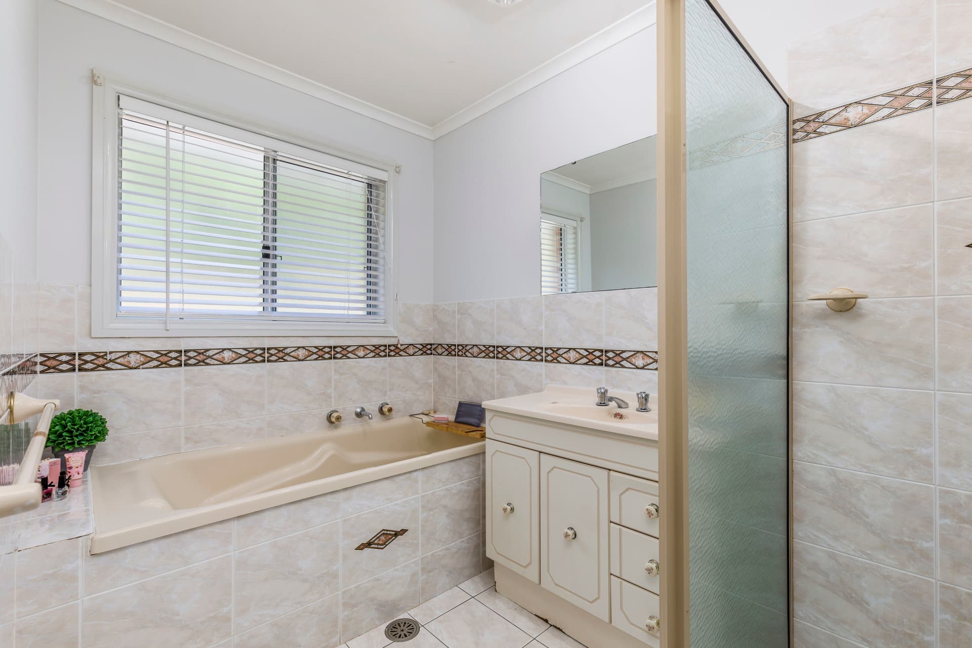 104 Knoke Avenue, Gordon ACT 2906, Gordon - Thumbnail 6