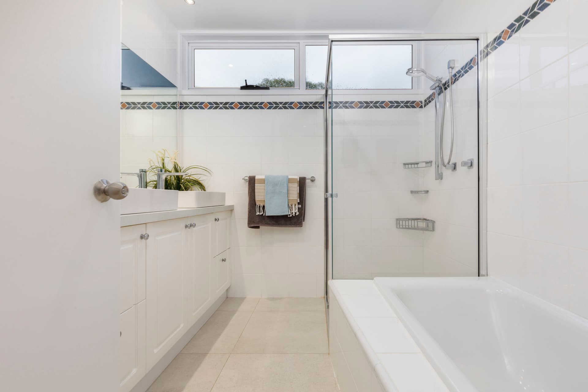 6 Plummer Street, Weetangera ACT 2614, Weetangera - Thumbnail 4