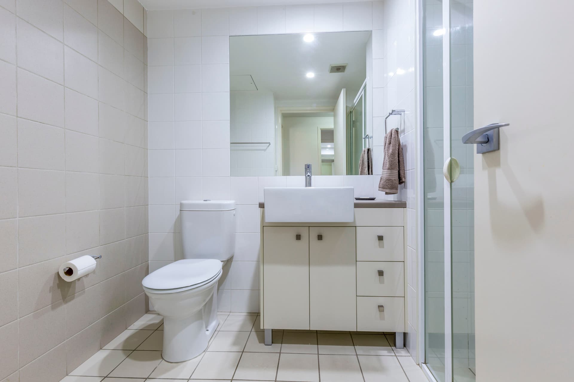 6/64 Lowanna Street, Braddon ACT 2612, Braddon - Thumbnail 2