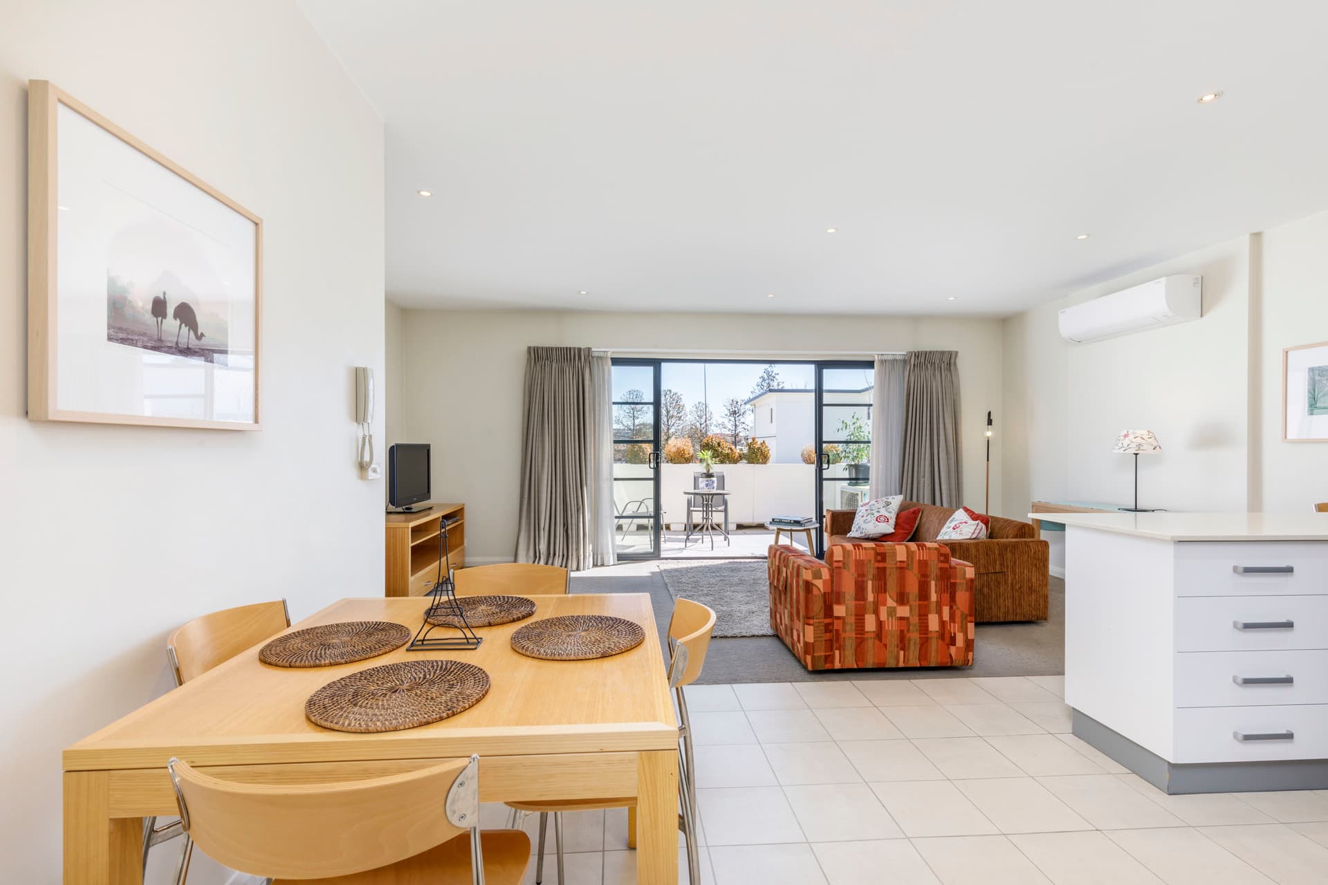 13/2 Cunningham Street, Griffith ACT 2603, Griffith - Thumbnail 2