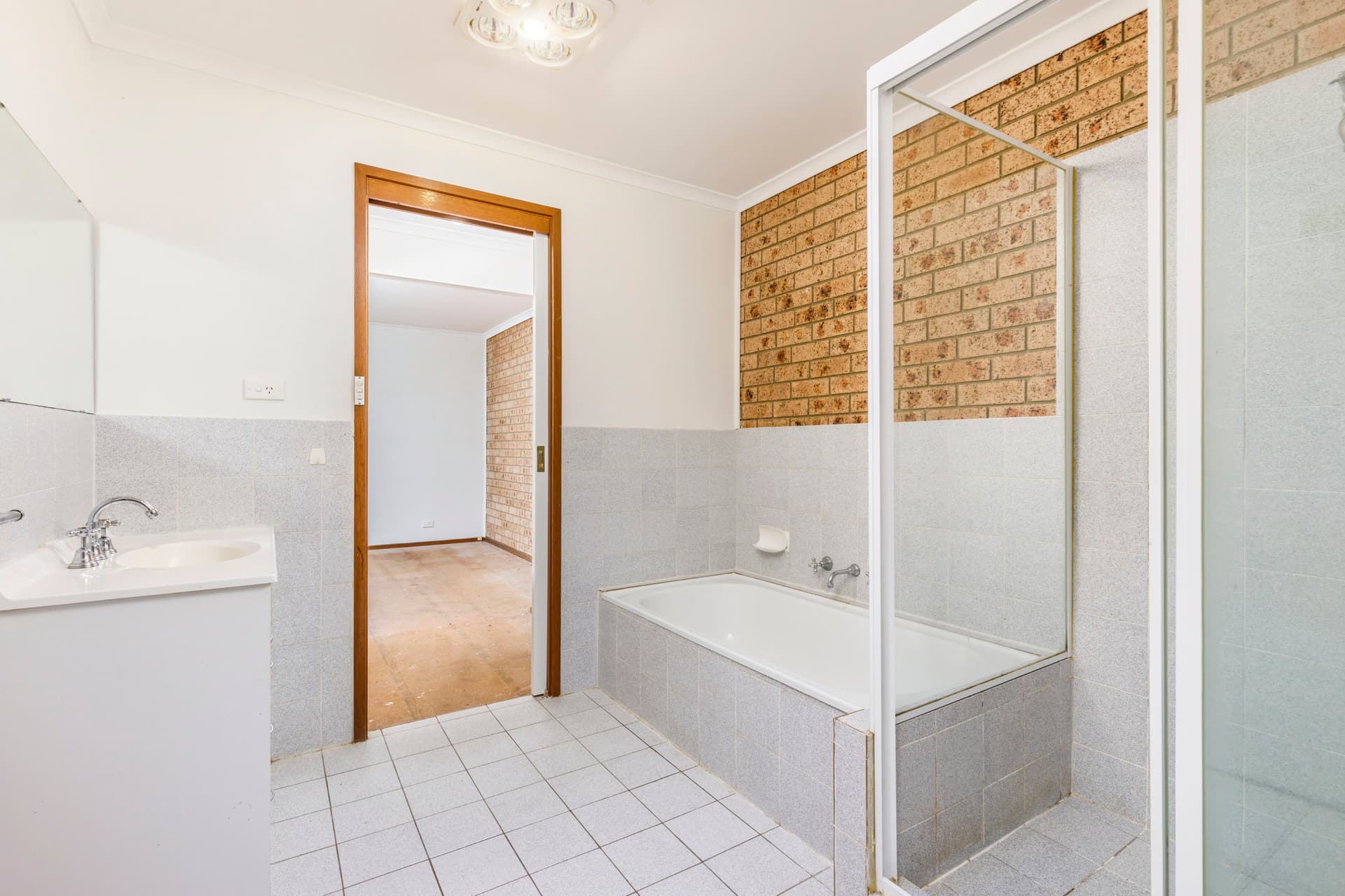 17/11 Derrington Crescent, Bonython ACT 2905, Bonython - Thumbnail 2