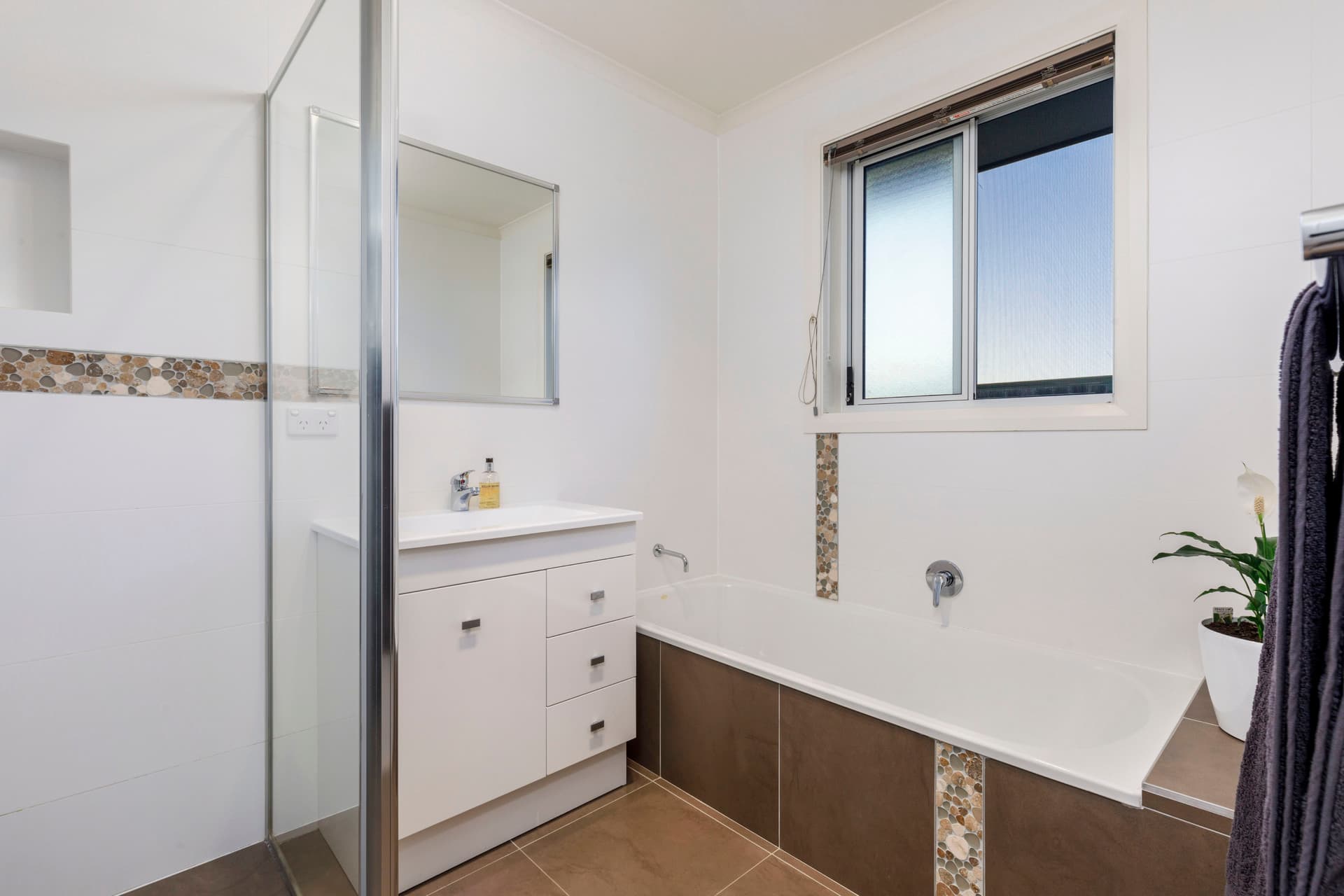 5 Shylie Rymill Street, Bonython ACT 2905, Bonython - Thumbnail 5