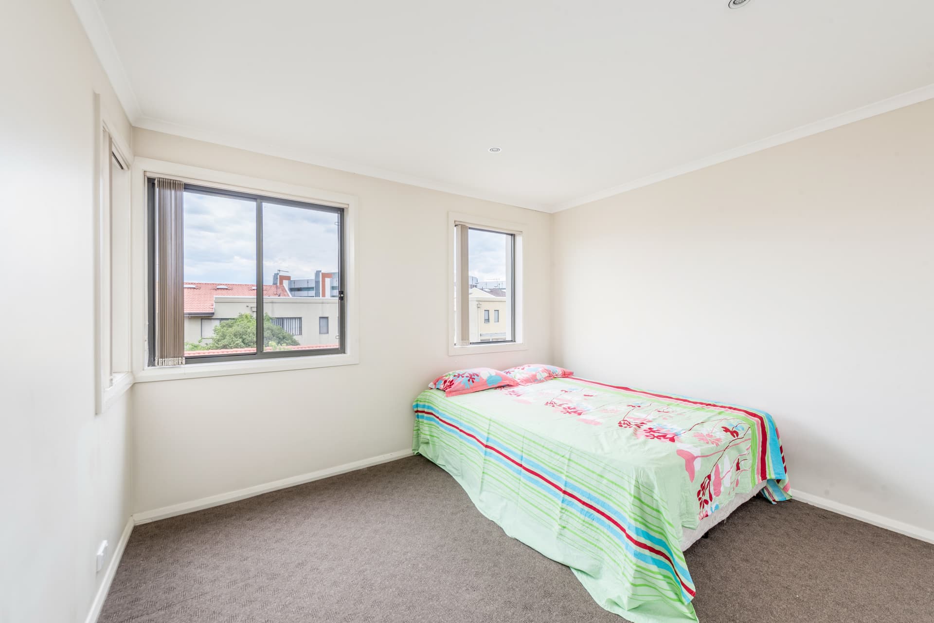 4/120 Athllon Drive, Greenway ACT 2900, Greenway - Thumbnail 2