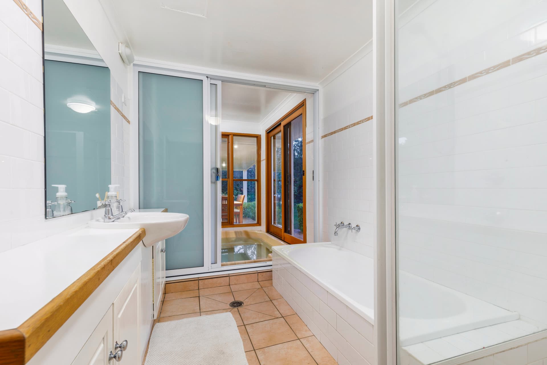 11 Schomburgk Street, Yarralumla ACT 2600, Yarralumla - Thumbnail 8
