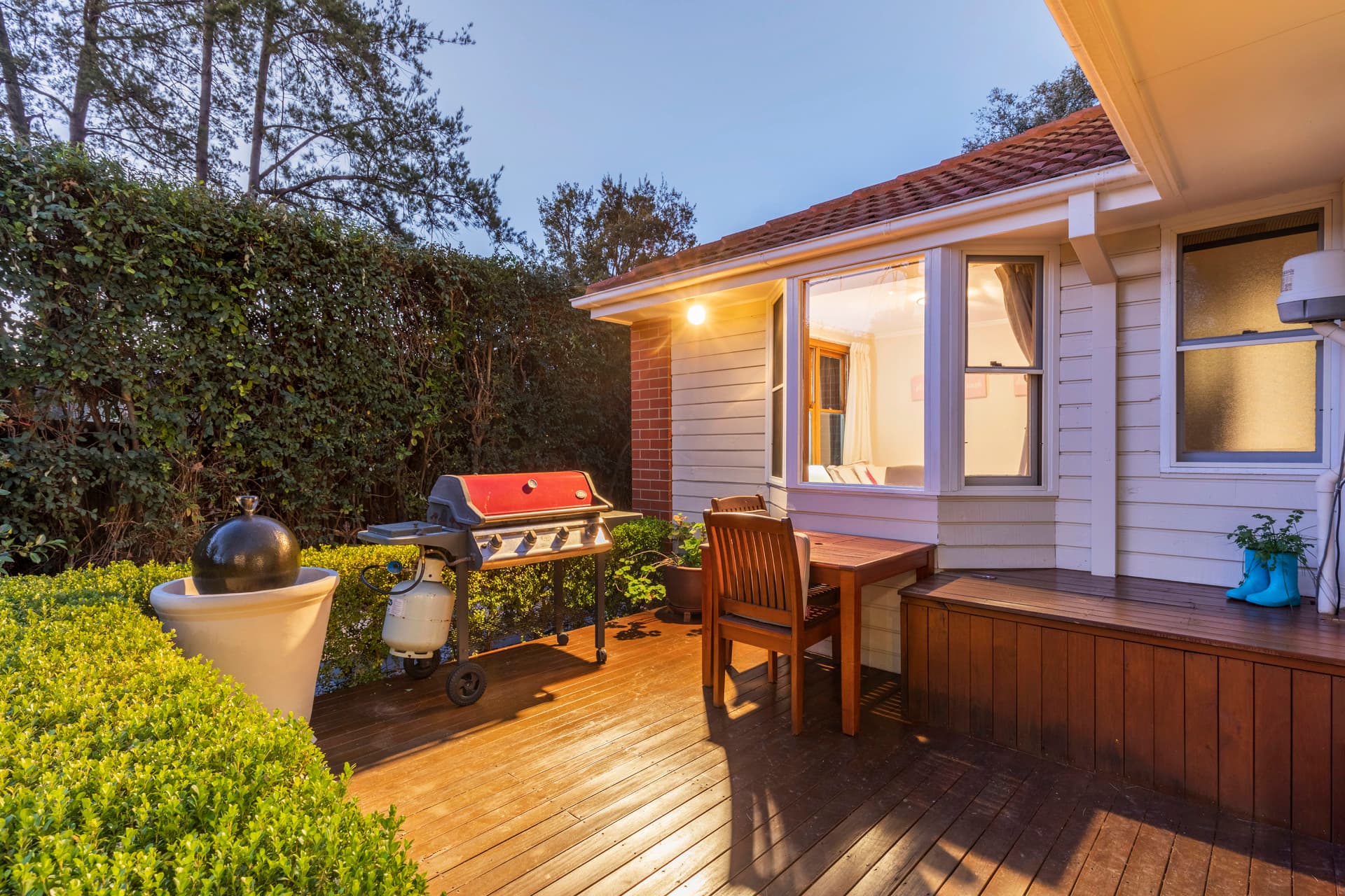 11 Schomburgk Street, Yarralumla ACT 2600, Yarralumla - Thumbnail 2
