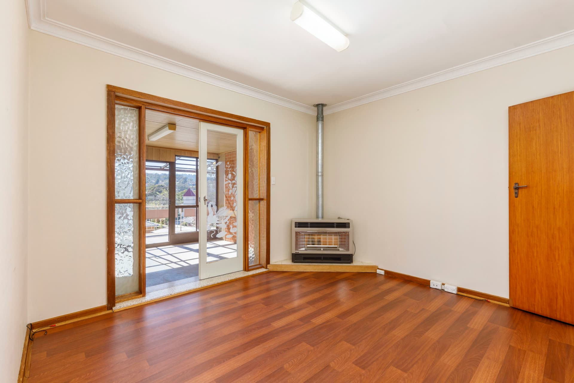 14 Cameron Street, Farrer ACT 2607, Farrer - Thumbnail 2