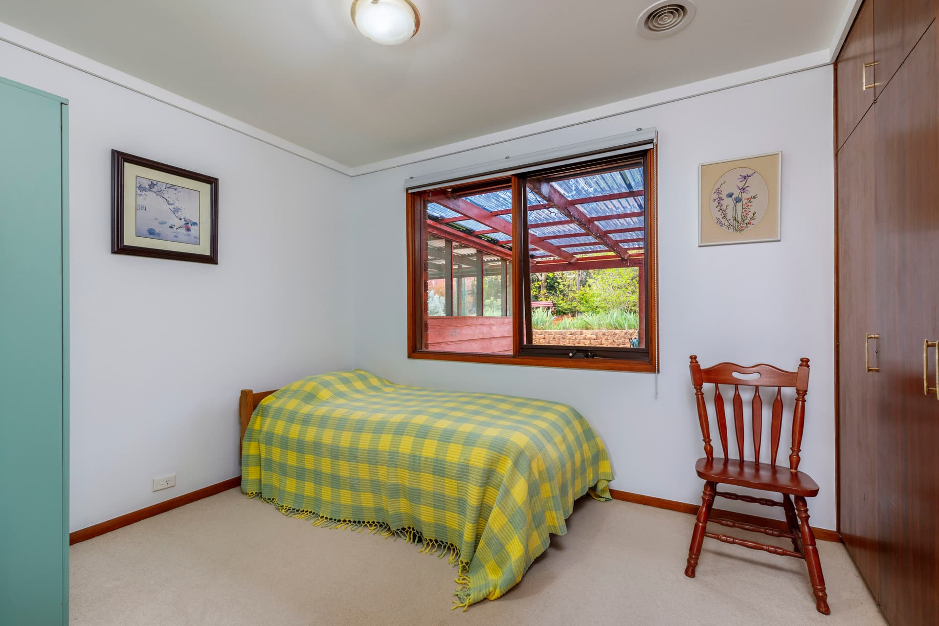 10 Bowden Crescent, Macgregor ACT 2615, Macgregor - Thumbnail 2