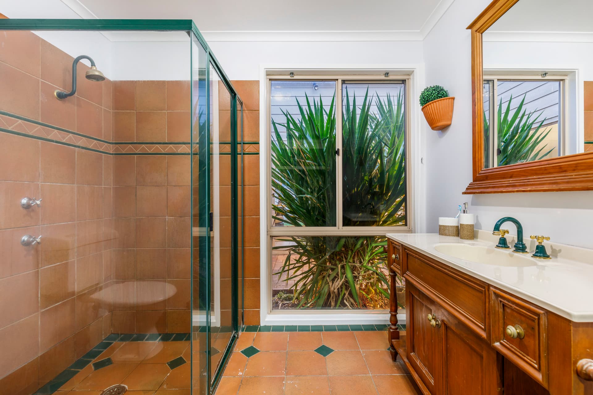 34 Clare Dennis Avenue, Gordon ACT 2906, Gordon - Thumbnail 5
