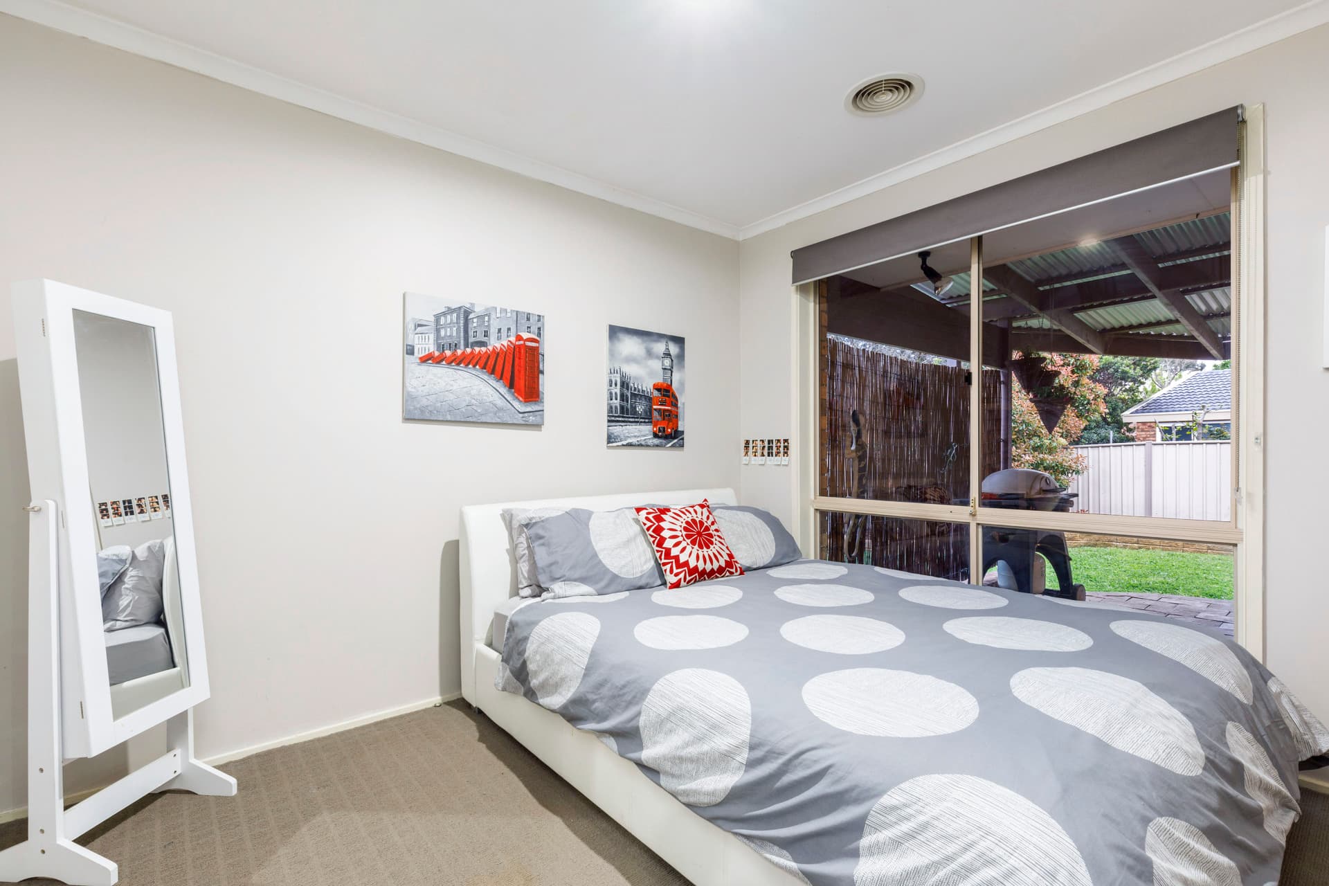 34 Clare Dennis Avenue, Gordon ACT 2906, Gordon - Thumbnail 6