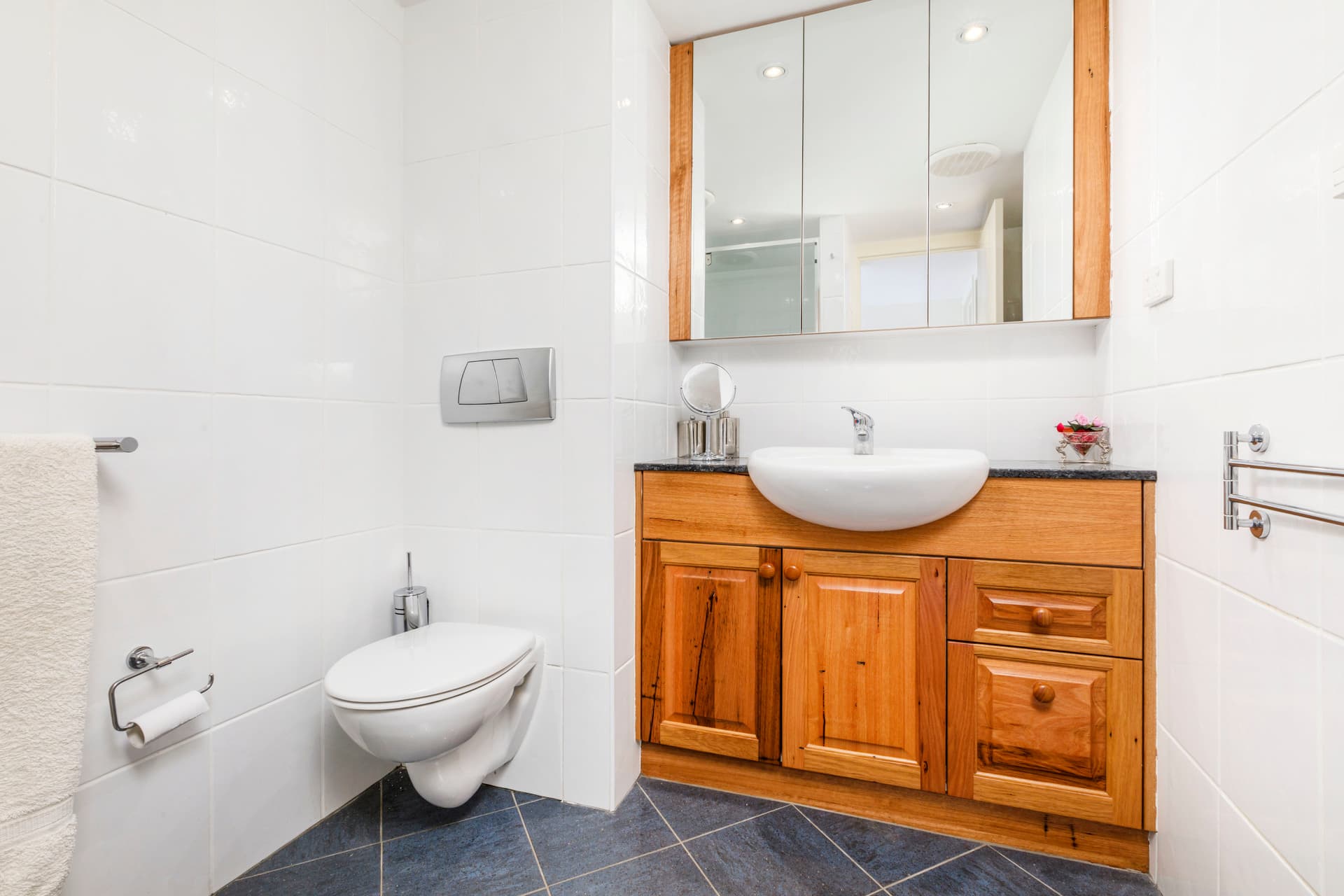 47/94 Giles Street, Kingston ACT 2604, Kingston - Thumbnail 2