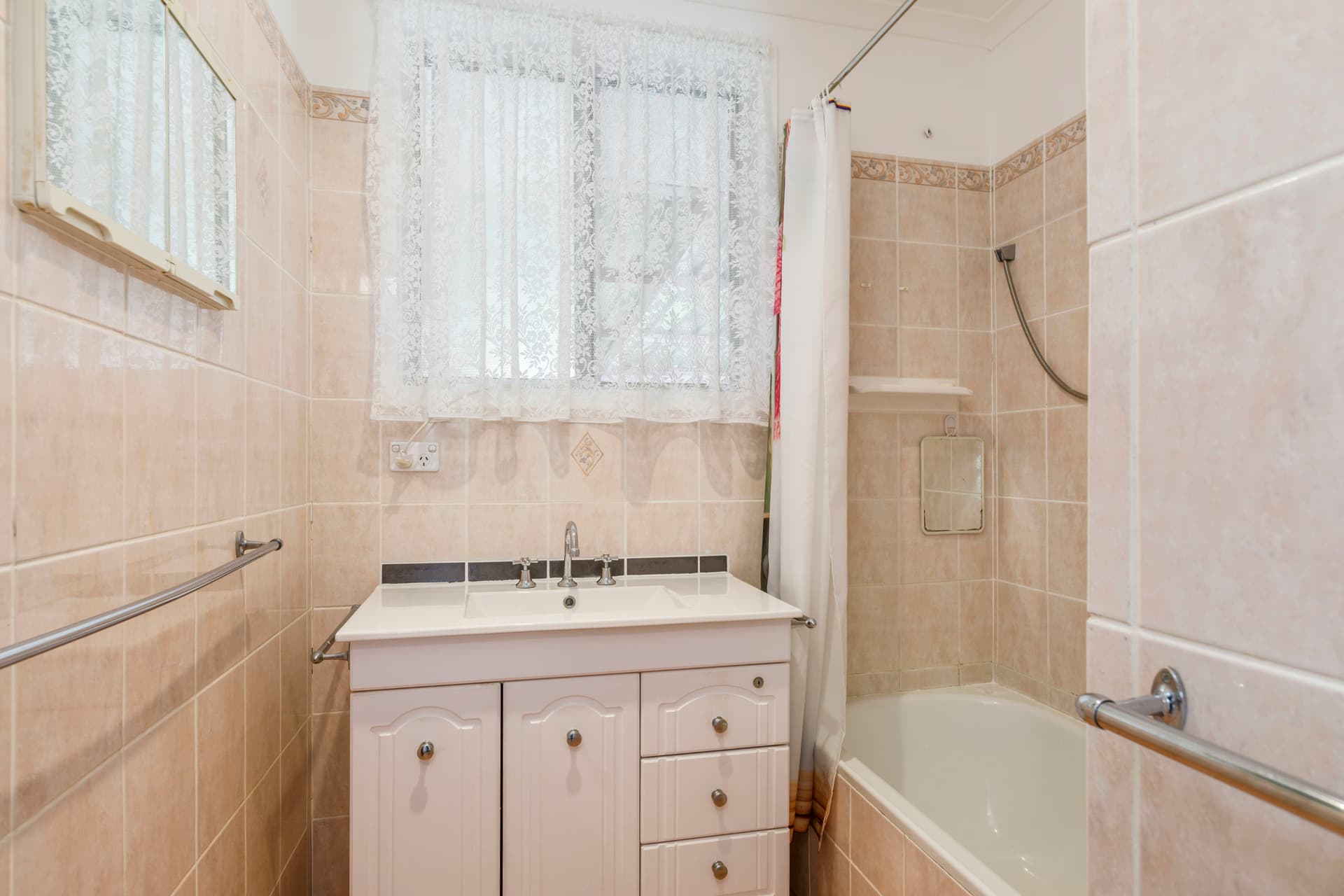 12 Edwards Street, Higgins ACT 2615, Higgins - Thumbnail 4
