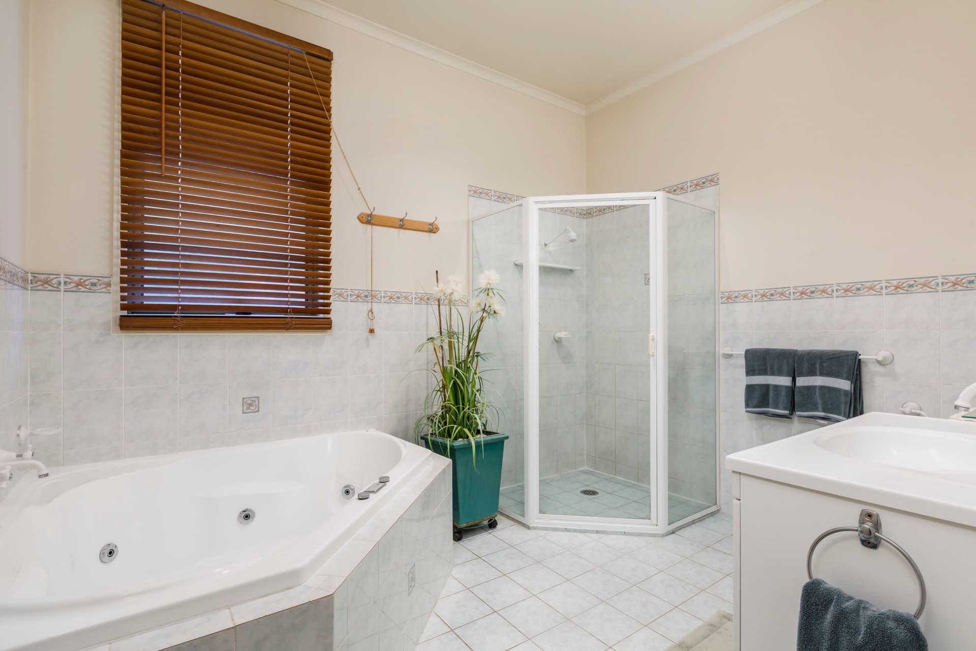 23 Tanderra Crescent, Ngunnawal ACT 2913, Ngunnawal - Image 1
