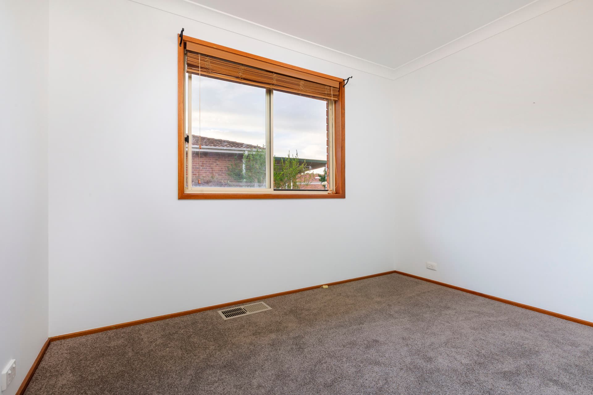 4 Schofield Place, Gordon ACT 2906, Gordon - Thumbnail 3