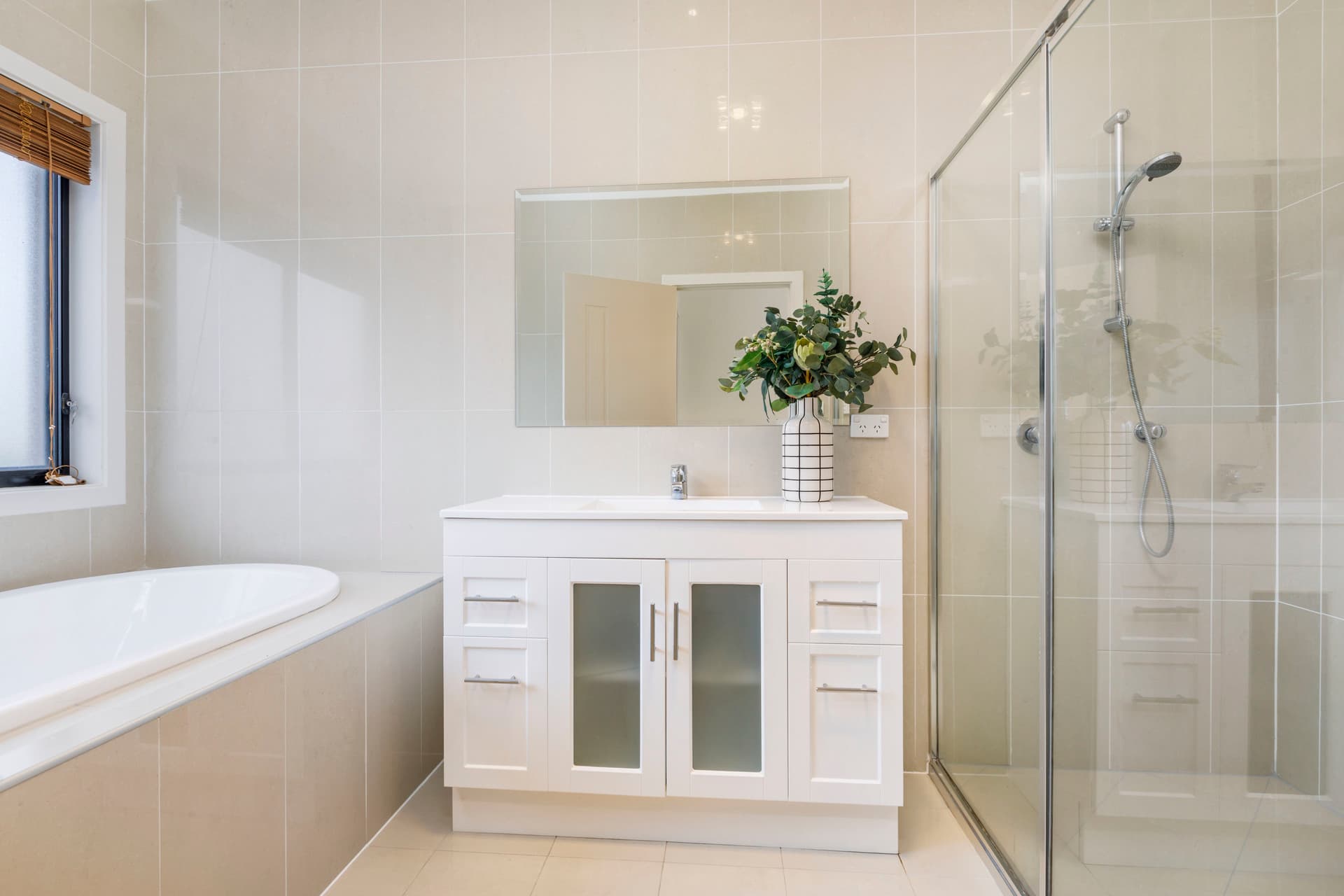10 Rundle Place, Kambah ACT 2902, Kambah - Thumbnail 4