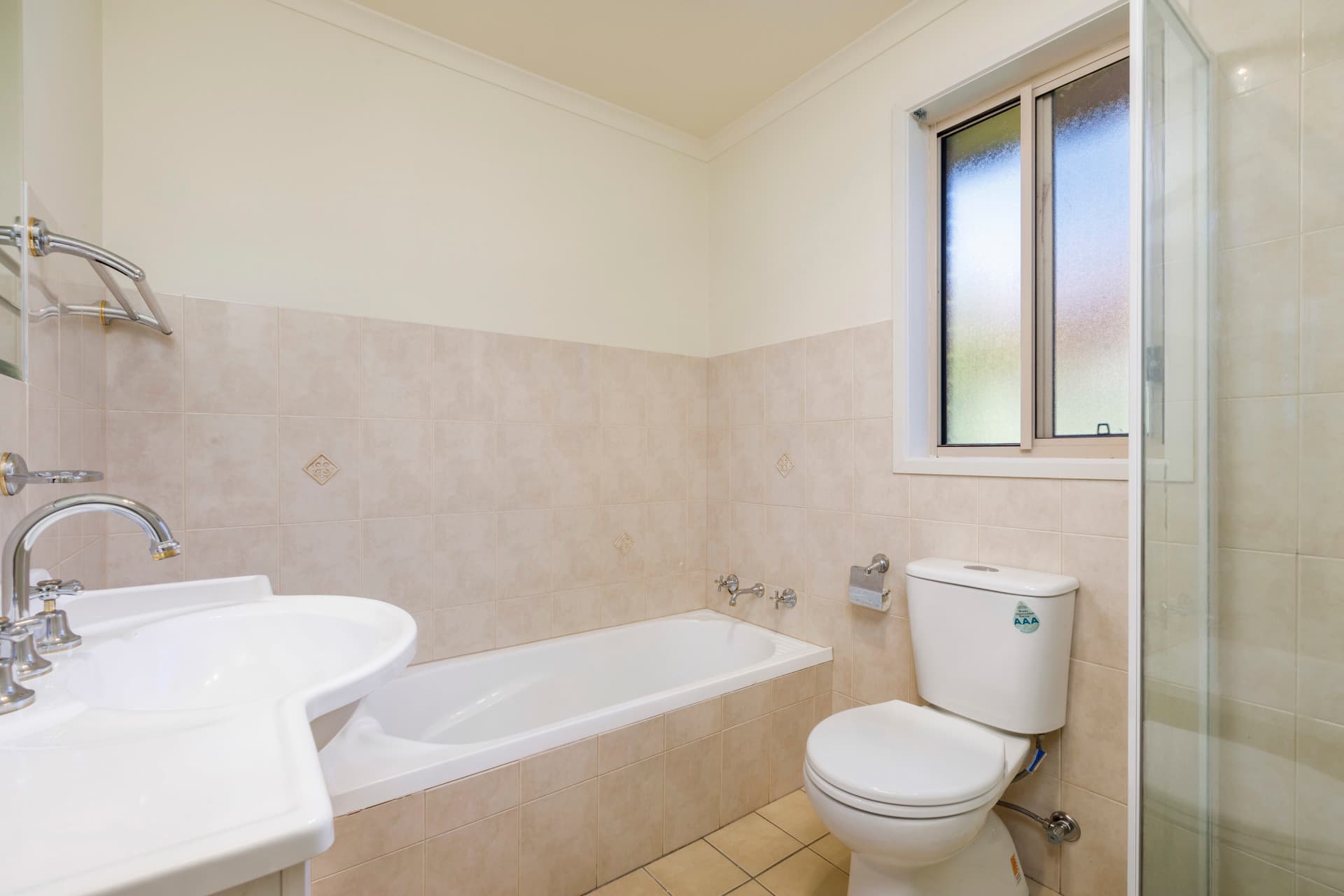 3 Lacey Place, Kambah ACT 2902, Kambah - Thumbnail 6