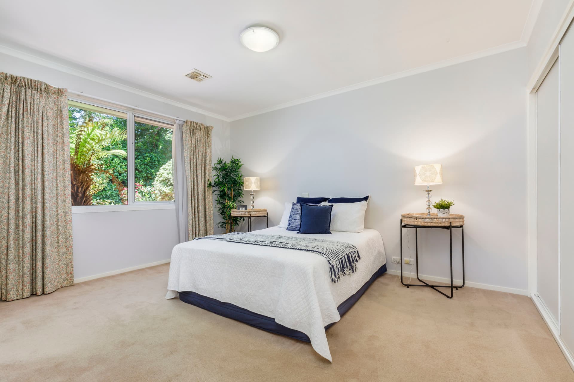 2 Strahan Row, Yarralumla ACT 2600, Yarralumla - Thumbnail 2