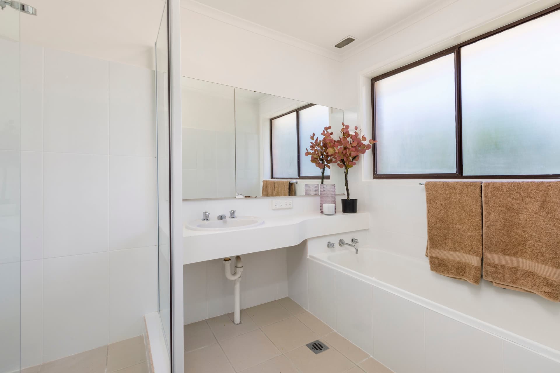 88 Shakespeare Crescent, Fraser ACT 2615, Fraser - Thumbnail 2