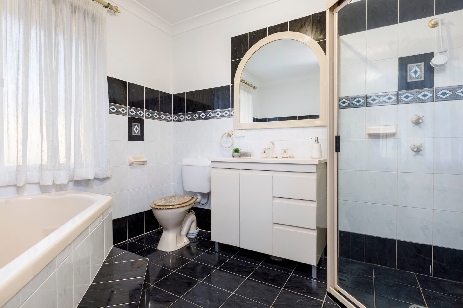 9 Jerome Place, Gordon ACT 2906, Gordon - Thumbnail 4