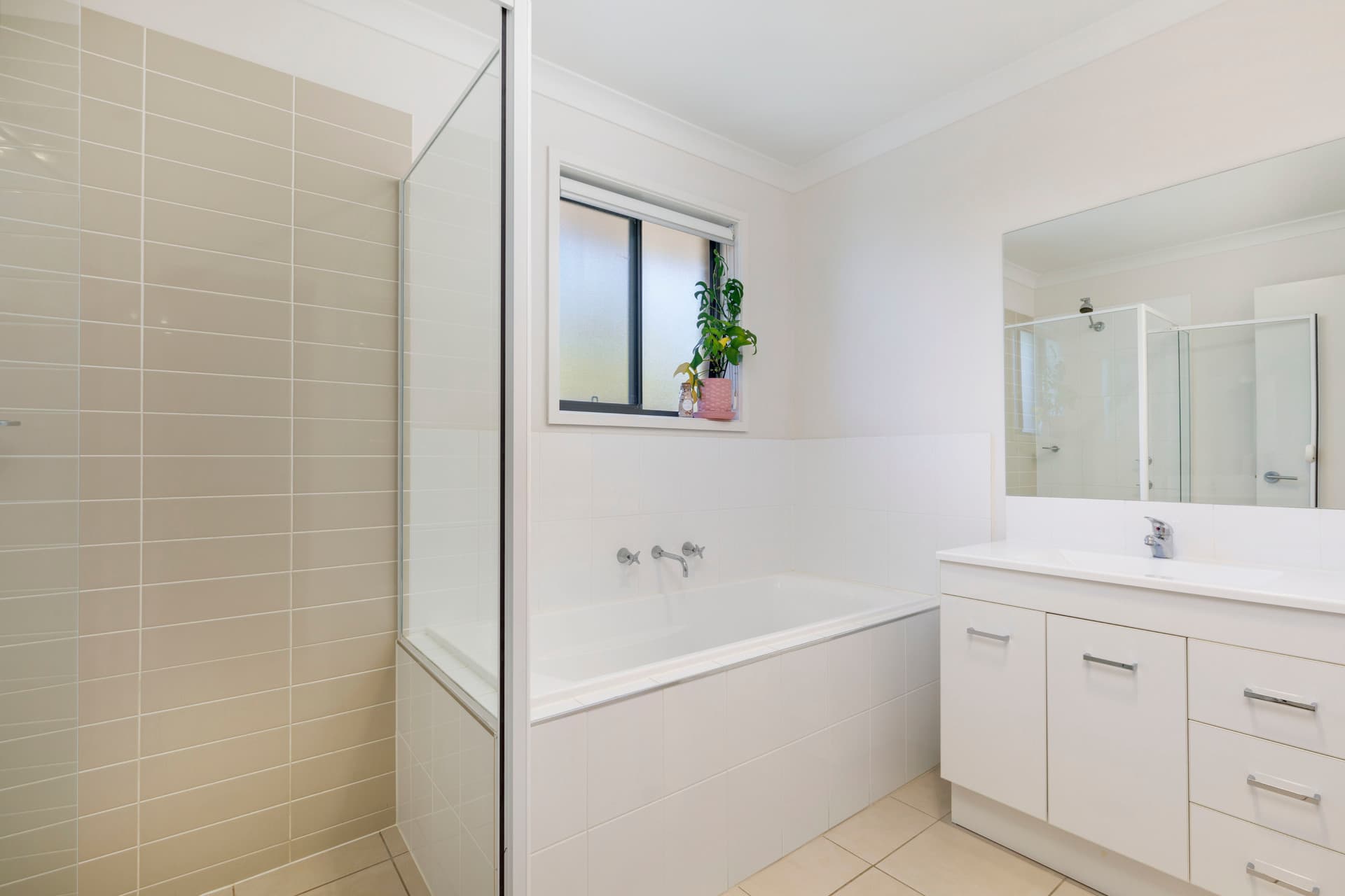 2/11 Starcevich Crescent, Jacka ACT 2914, Jacka - Thumbnail 3