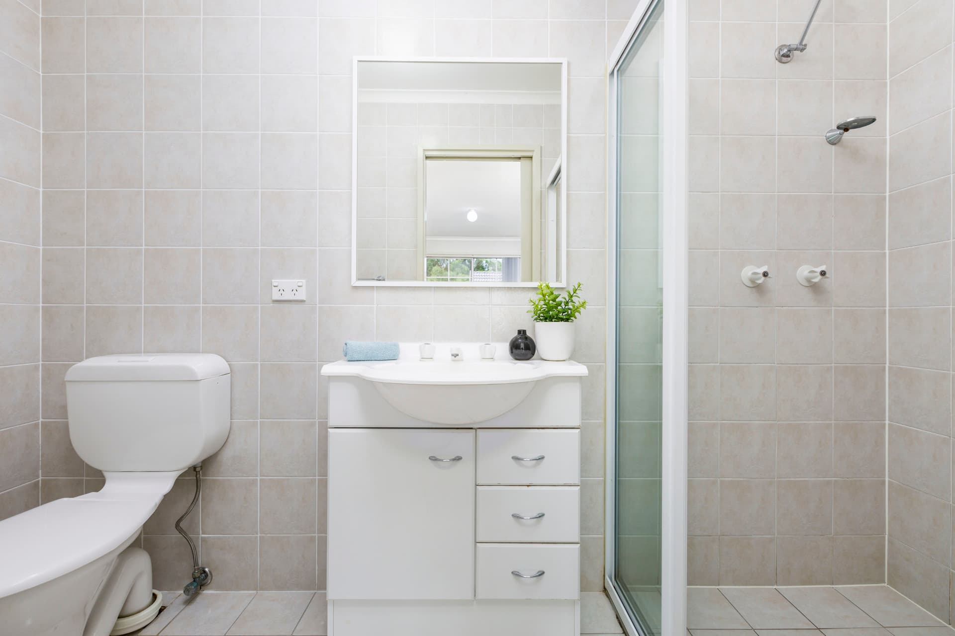 114/20 Federal Highway, Watson ACT 2602, Watson - Image 1