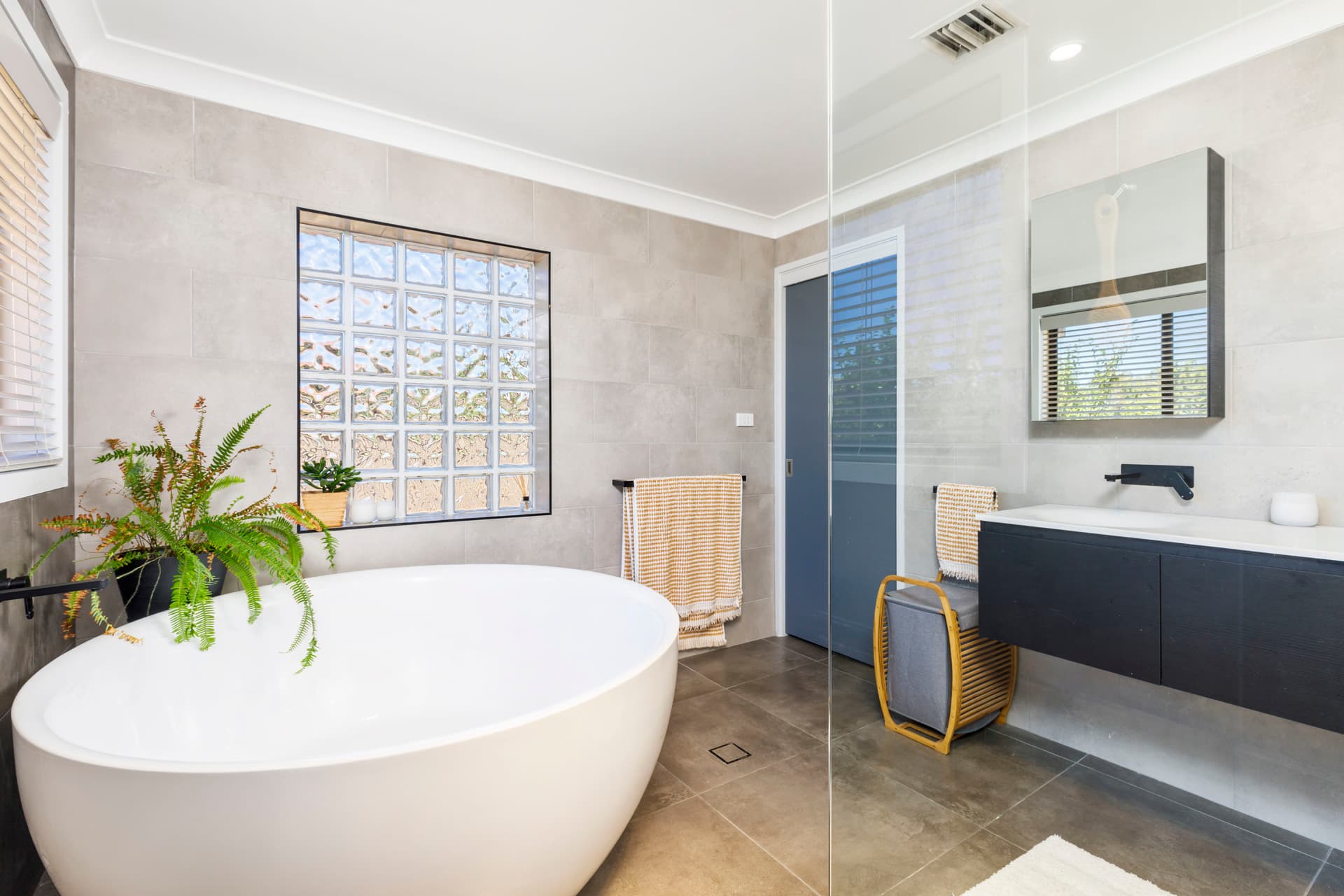 74 Cossington Smith Crescent, Lyneham ACT 2602, Lyneham - Thumbnail 4
