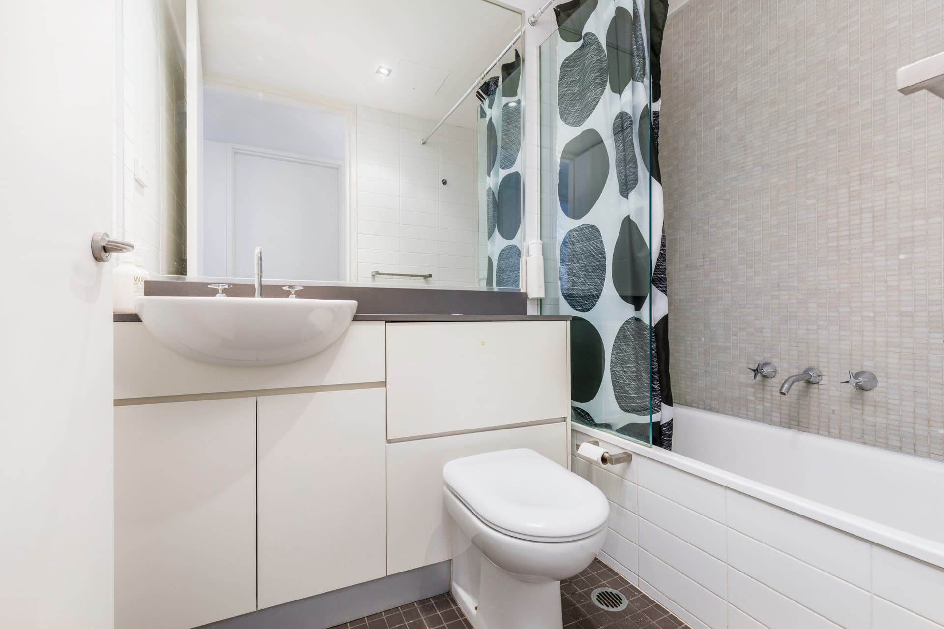 127/53 Eyre Street, Kingston ACT 2604, Kingston - Thumbnail 3