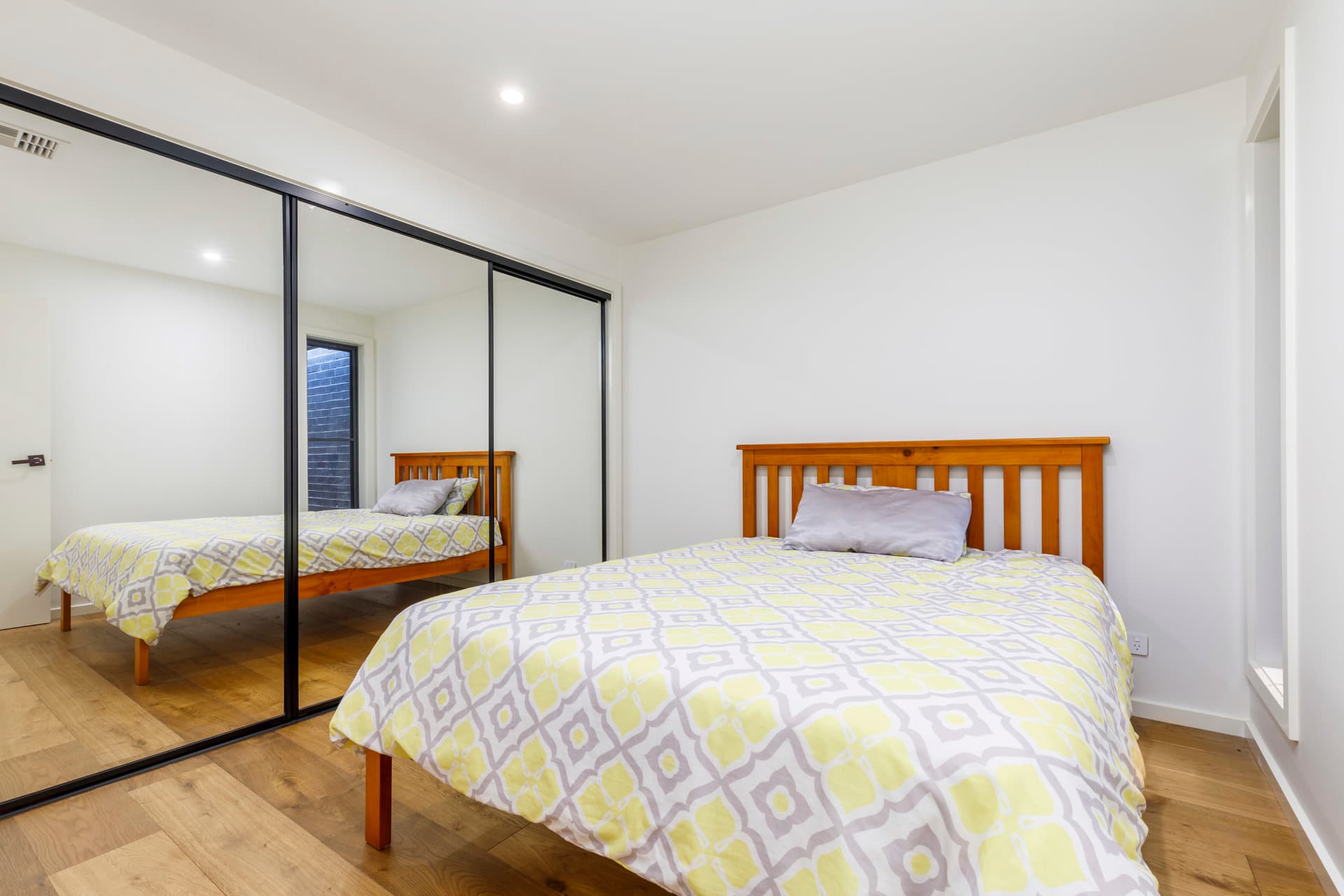 21 Ruzicka Street, Taylor ACT 2913, Taylor - Thumbnail 2