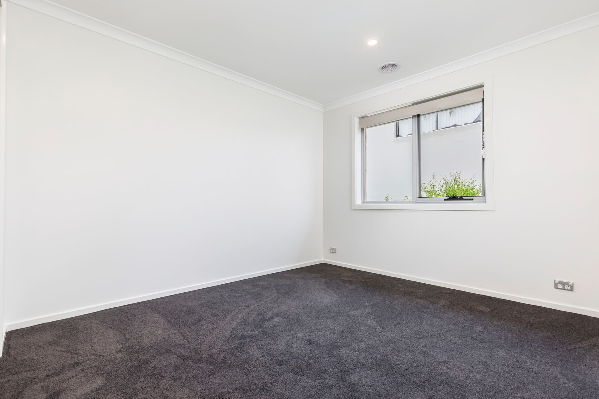 1 Hazelgrove Street, Harrison ACT 2914, Harrison - Thumbnail 4