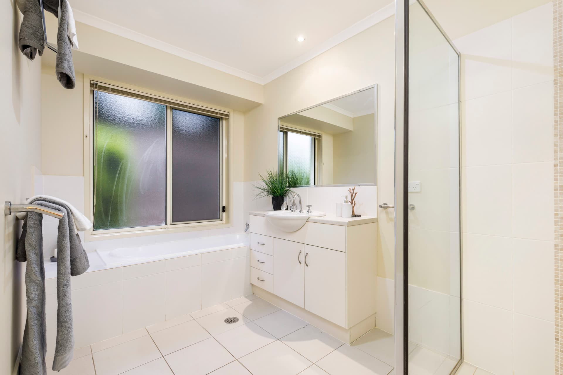 3 Andruco Street, Harrison ACT 2914, Harrison - Thumbnail 8