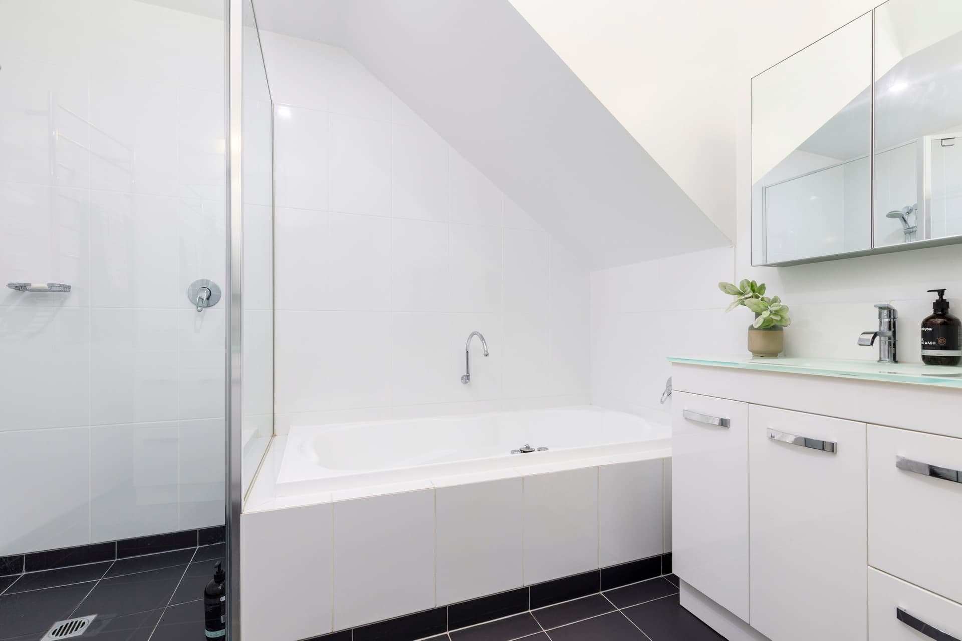 19 Moogerah Street, Duffy ACT 2611, Duffy - Thumbnail 8