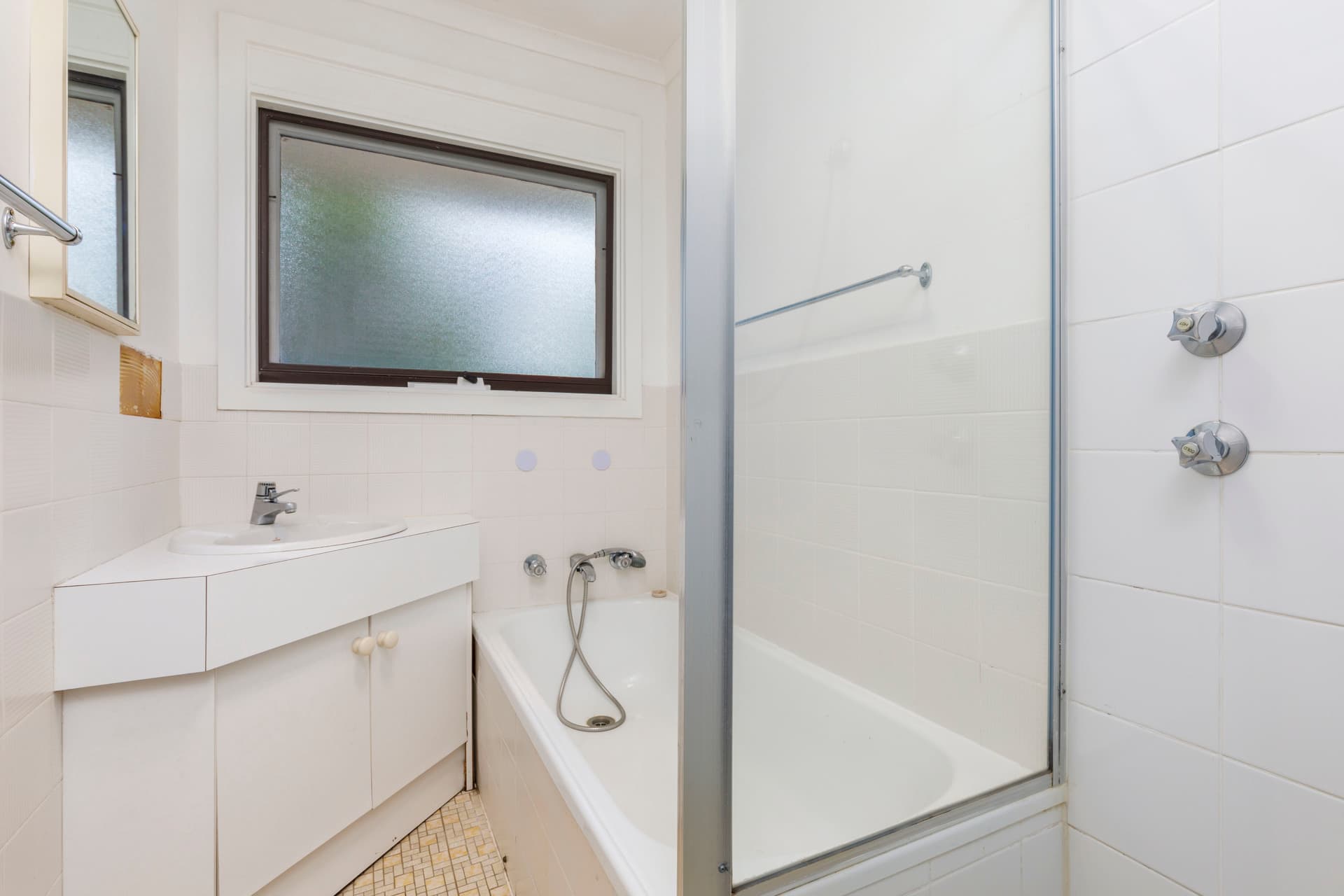1 Gavin Place, Chapman ACT 2611, Chapman - Thumbnail 2