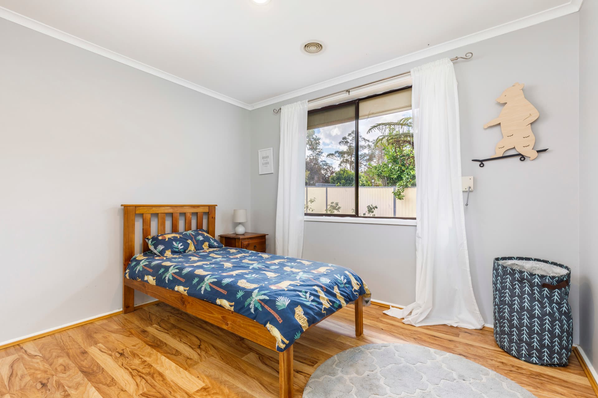 10 McDougall Street, Charnwood ACT 2615, Charnwood - Thumbnail 2