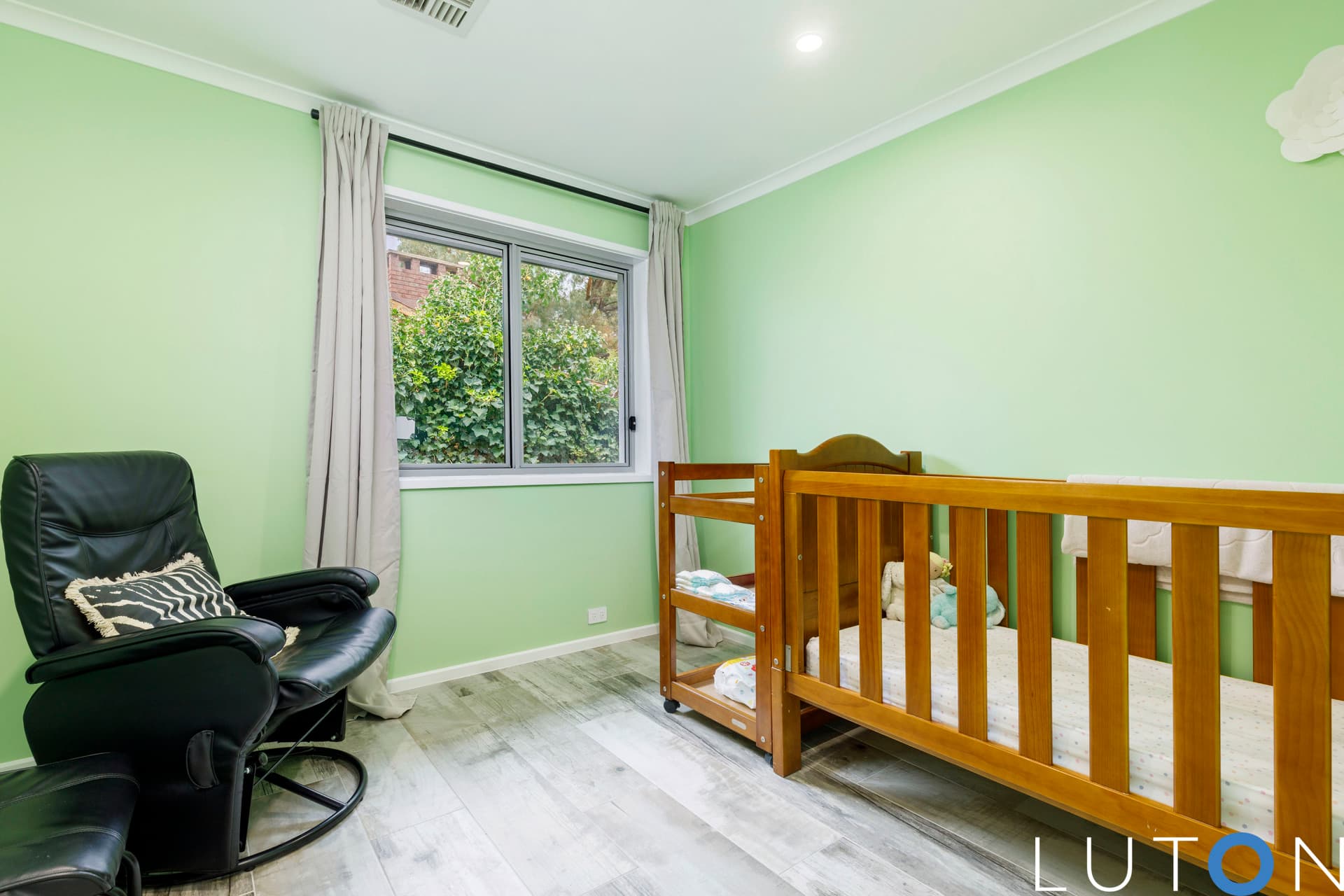 3 Fernie Place, Monash ACT 2904, Monash - Thumbnail 2