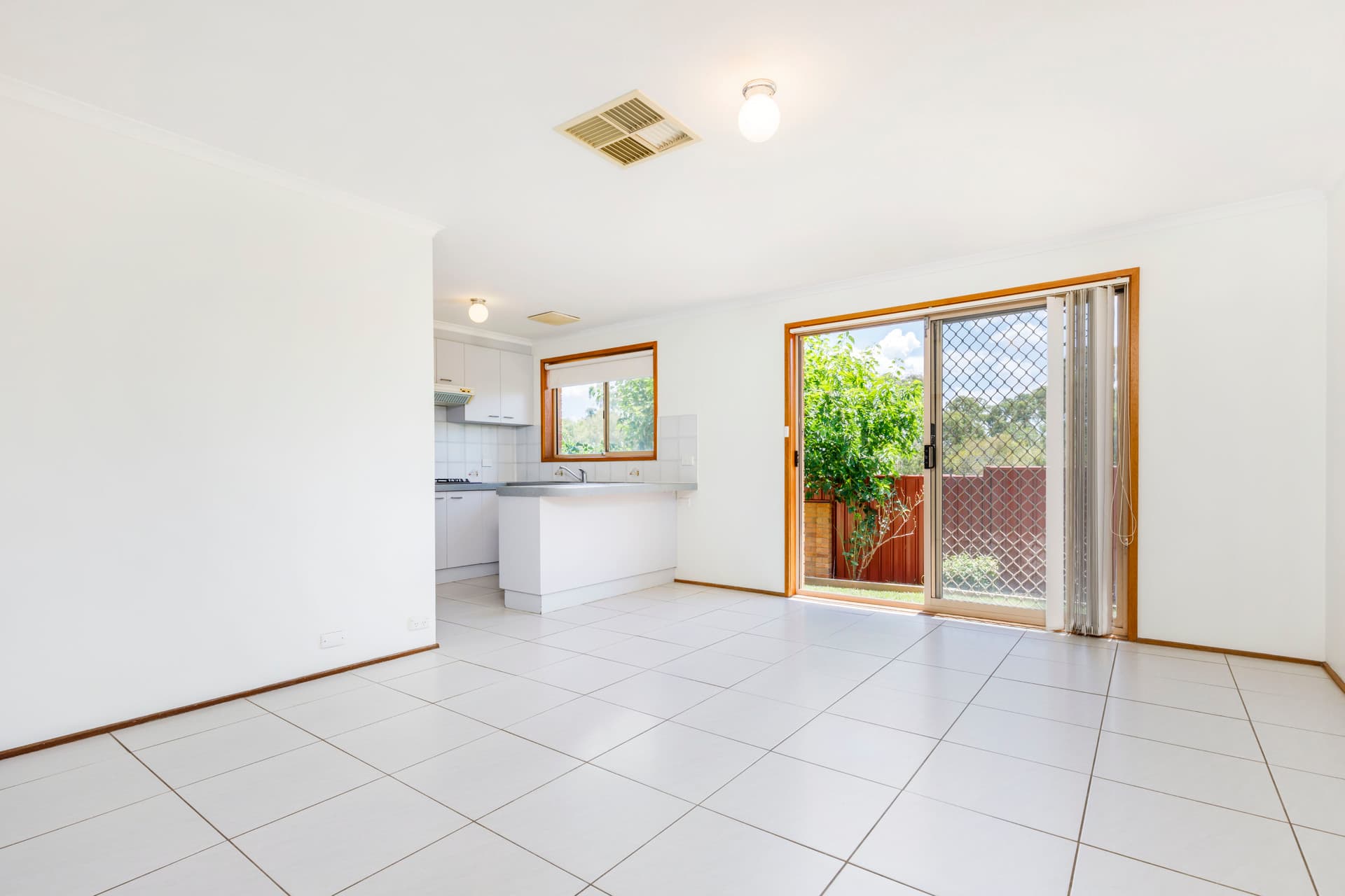 1/61 Derrington Crescent, Bonython ACT 2905, Bonython - Image 1
