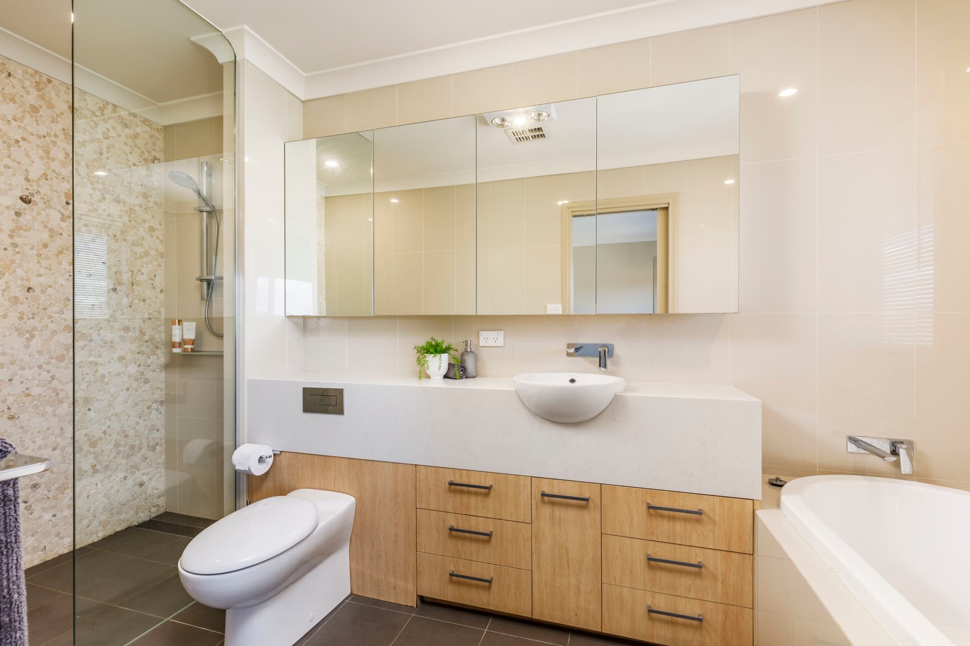 8 Whiteside Court, Nicholls ACT 2913, Nicholls - Thumbnail 8