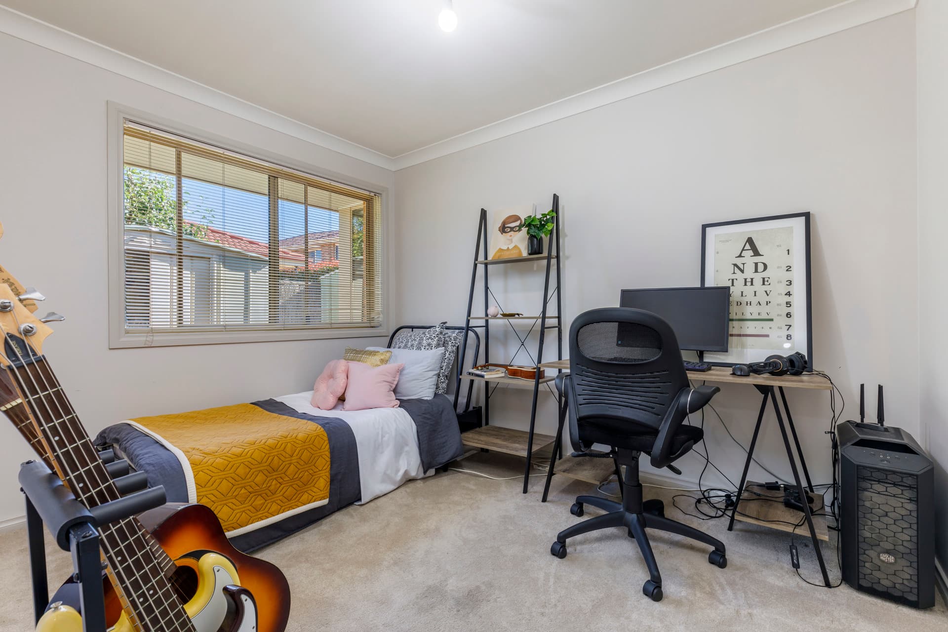 8 Whiteside Court, Nicholls ACT 2913, Nicholls - Thumbnail 2