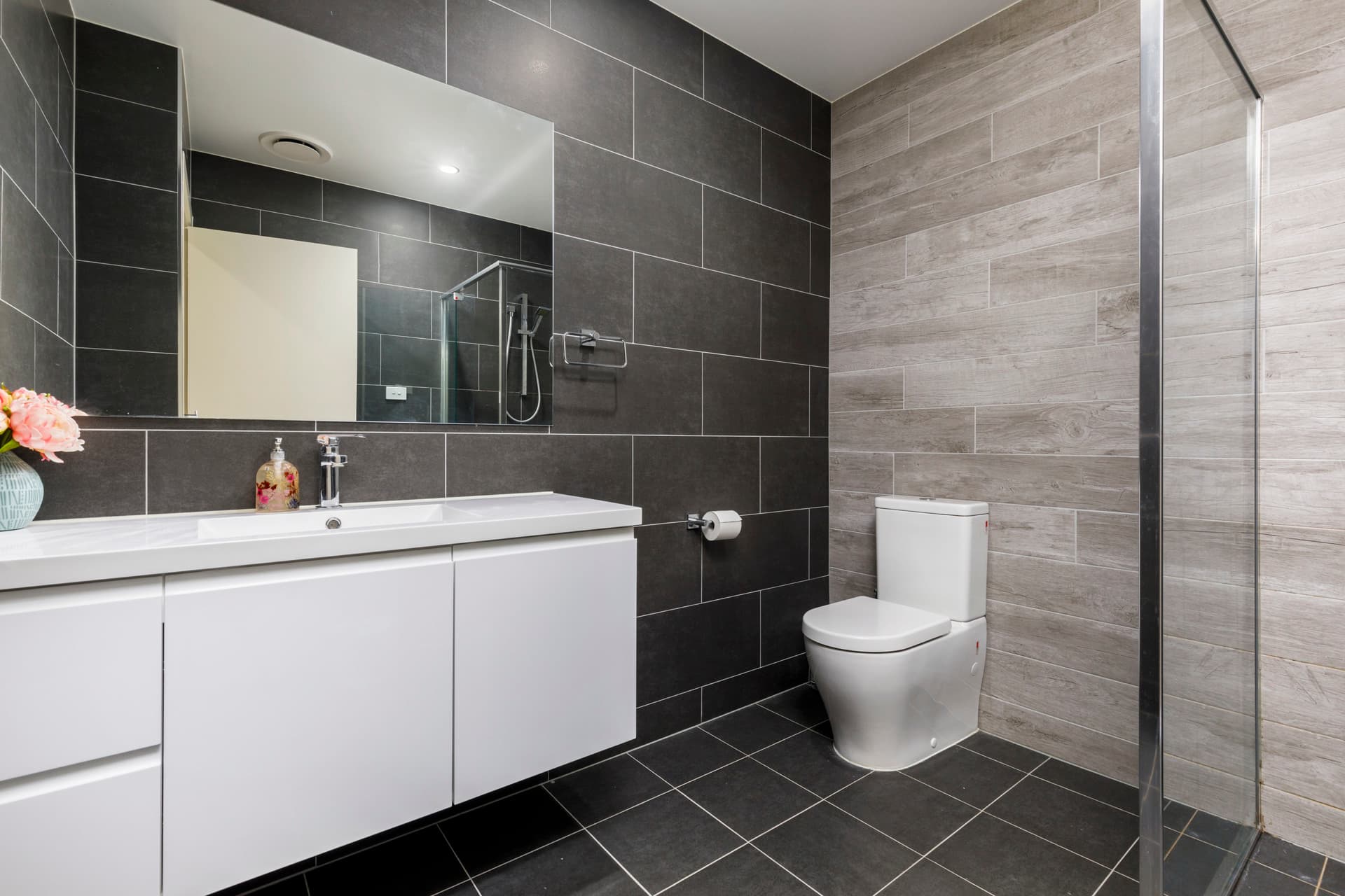 8/7 Lowrie Street, Dickson ACT 2602, Dickson - Thumbnail 2