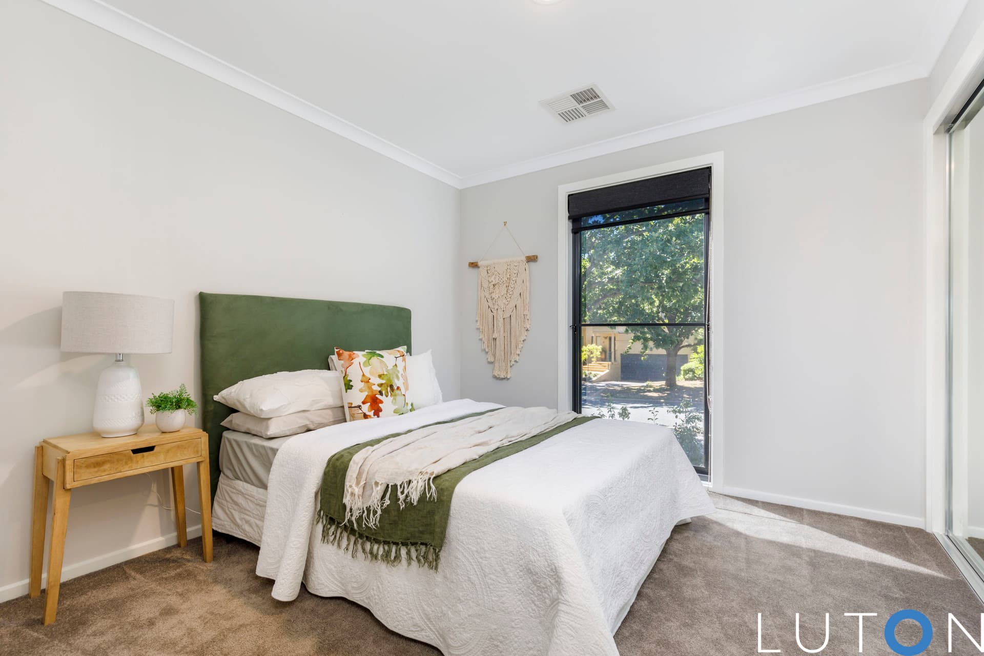 4 Finniss Crescent, Narrabundah ACT 2604, Narrabundah - Thumbnail 5