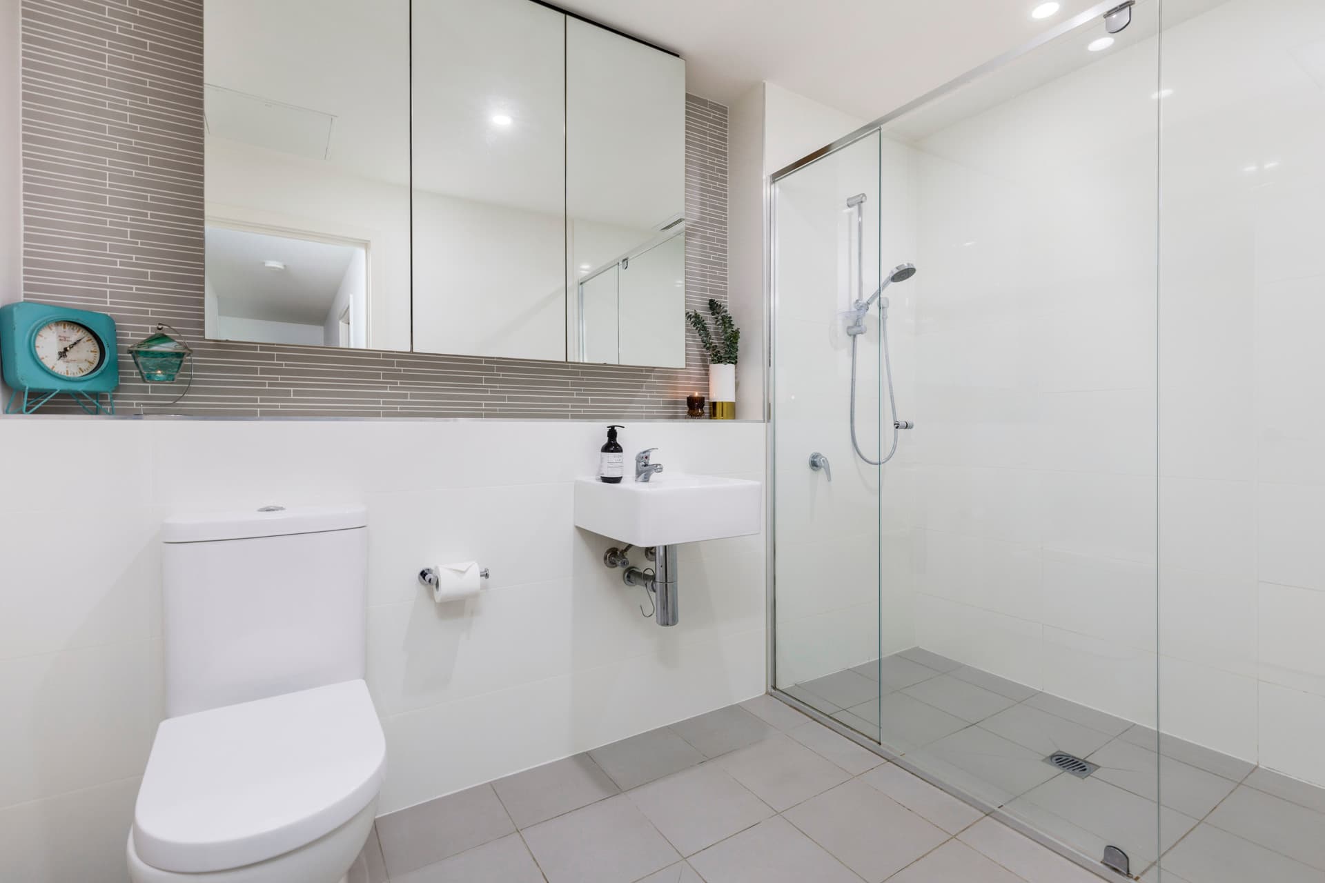 215/30 Philip Hodgins Street, Wright ACT 2611, Wright - Thumbnail 3