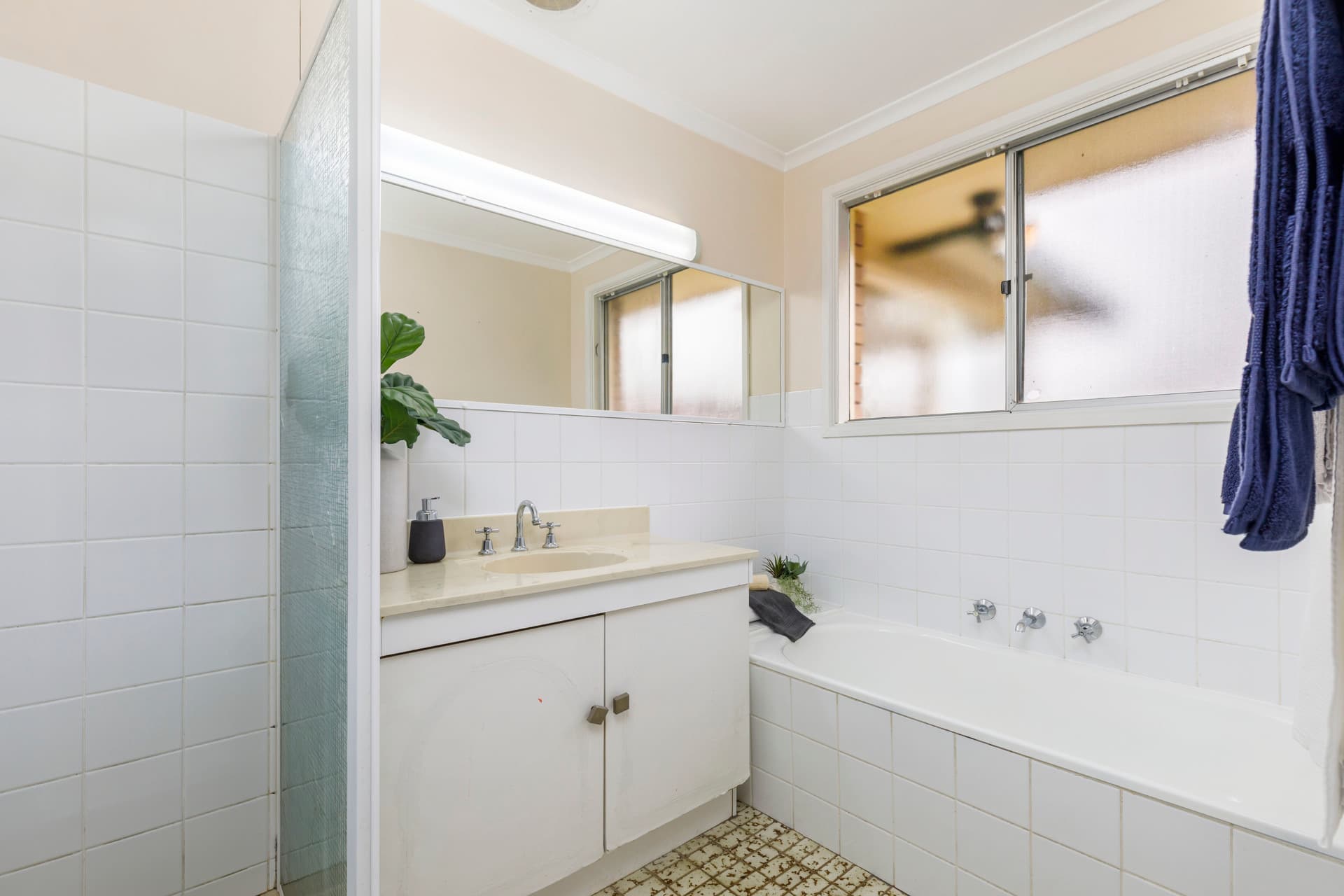 77 Boddington Crescent, Kambah ACT 2902, Kambah - Thumbnail 7