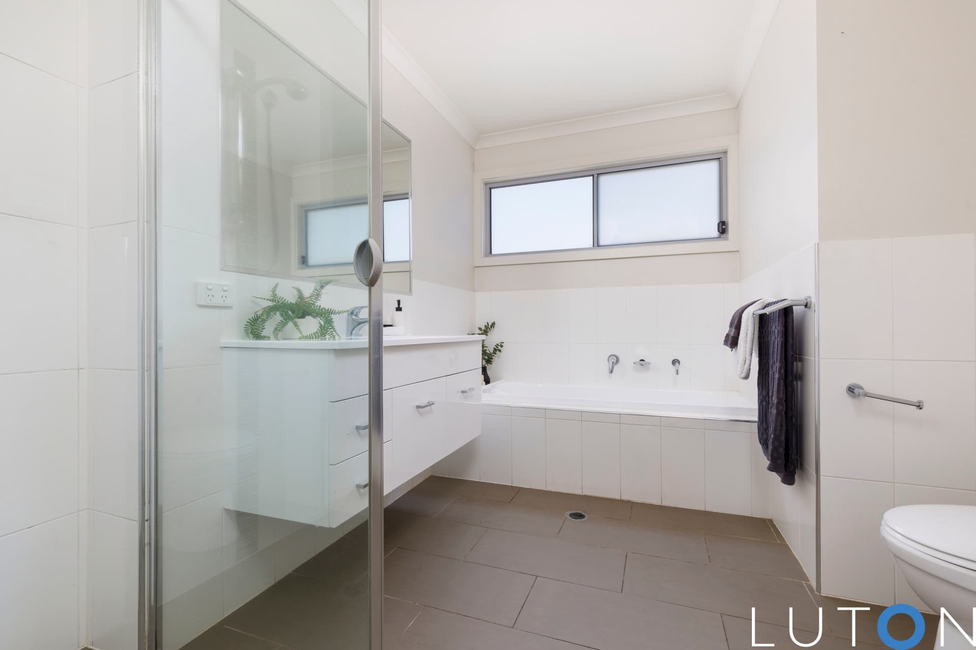 3 Errol Street, Crace ACT 2911, Crace - Thumbnail 2
