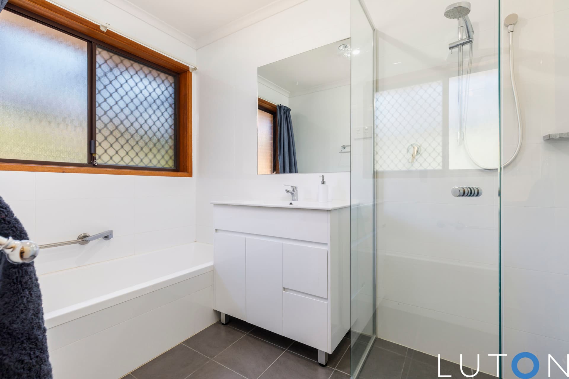 1 Claxton Crescent, Lyneham ACT 2602, Lyneham - Thumbnail 3