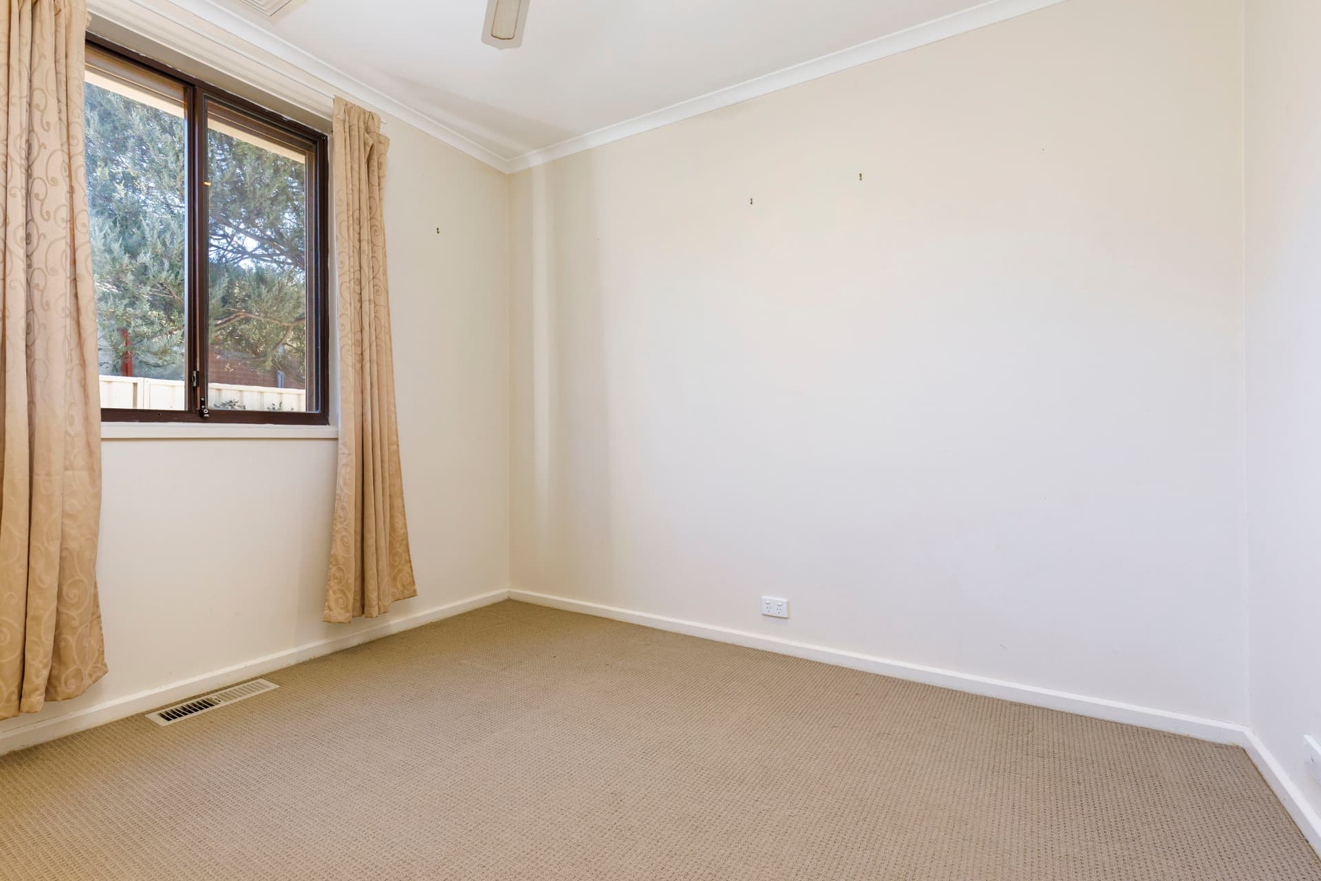 1/286 Southern Cross Drive, Macgregor ACT 2615, Macgregor - Thumbnail 5
