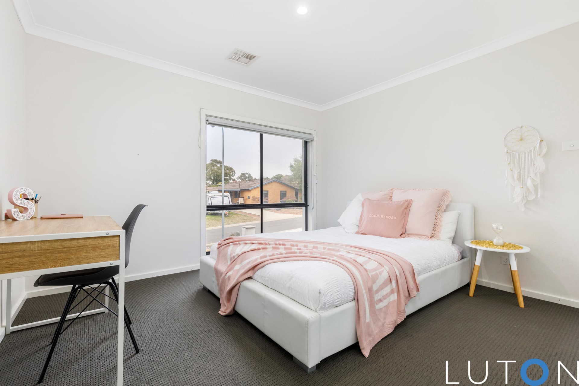 18 Lansell Circuit, Wanniassa ACT 2903, Wanniassa - Thumbnail 4