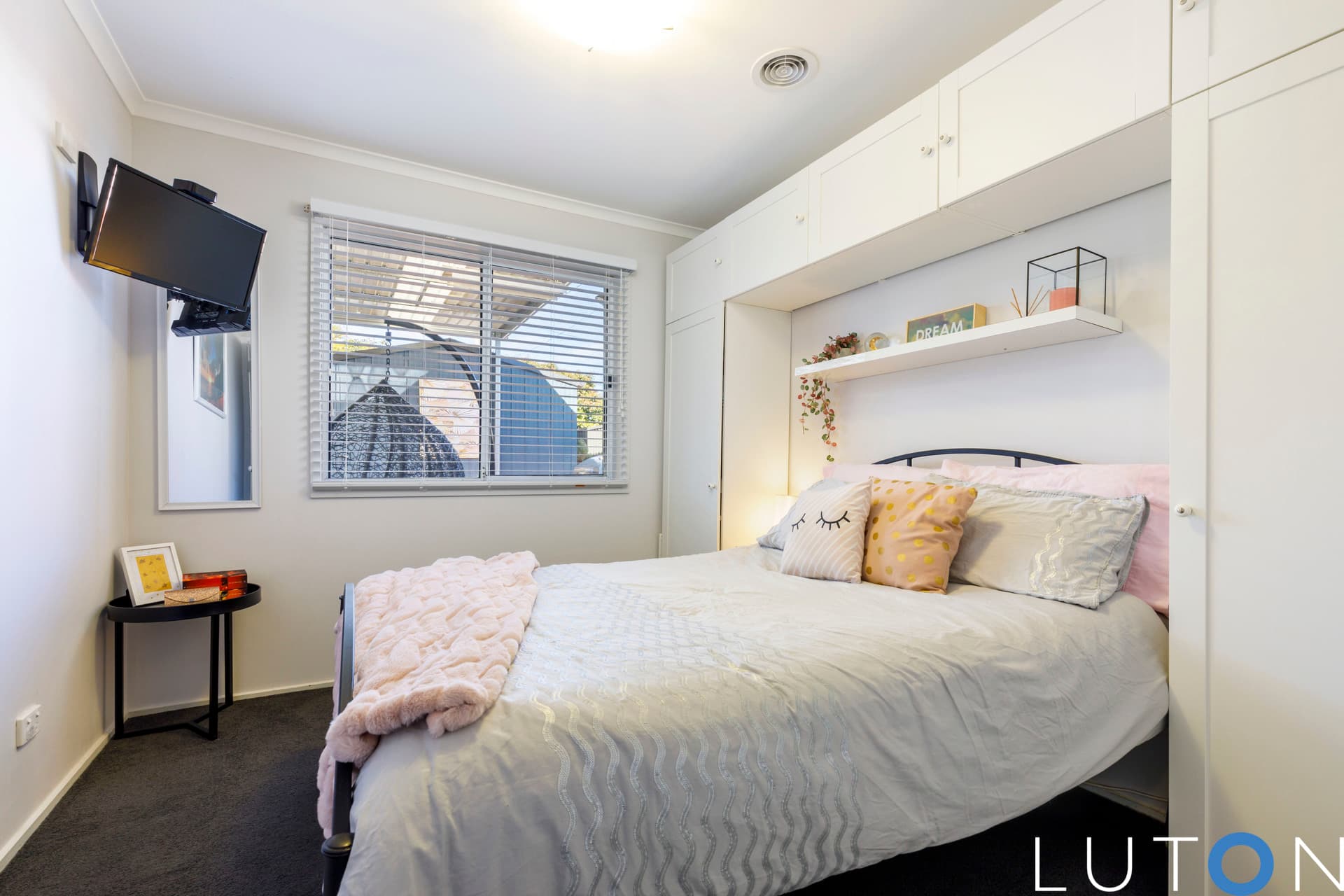 32 Outtrim Avenue, Calwell ACT 2905, Calwell - Thumbnail 2