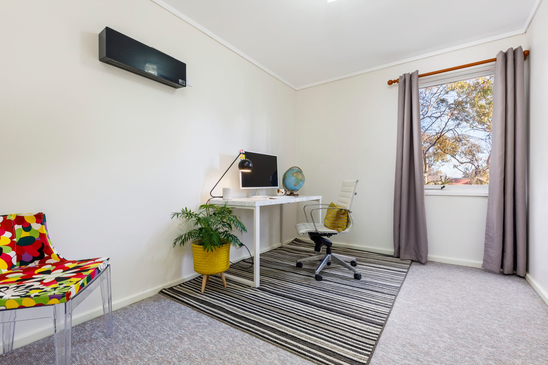 2 Dangar Place, Charnwood ACT 2615, Charnwood - Thumbnail 2