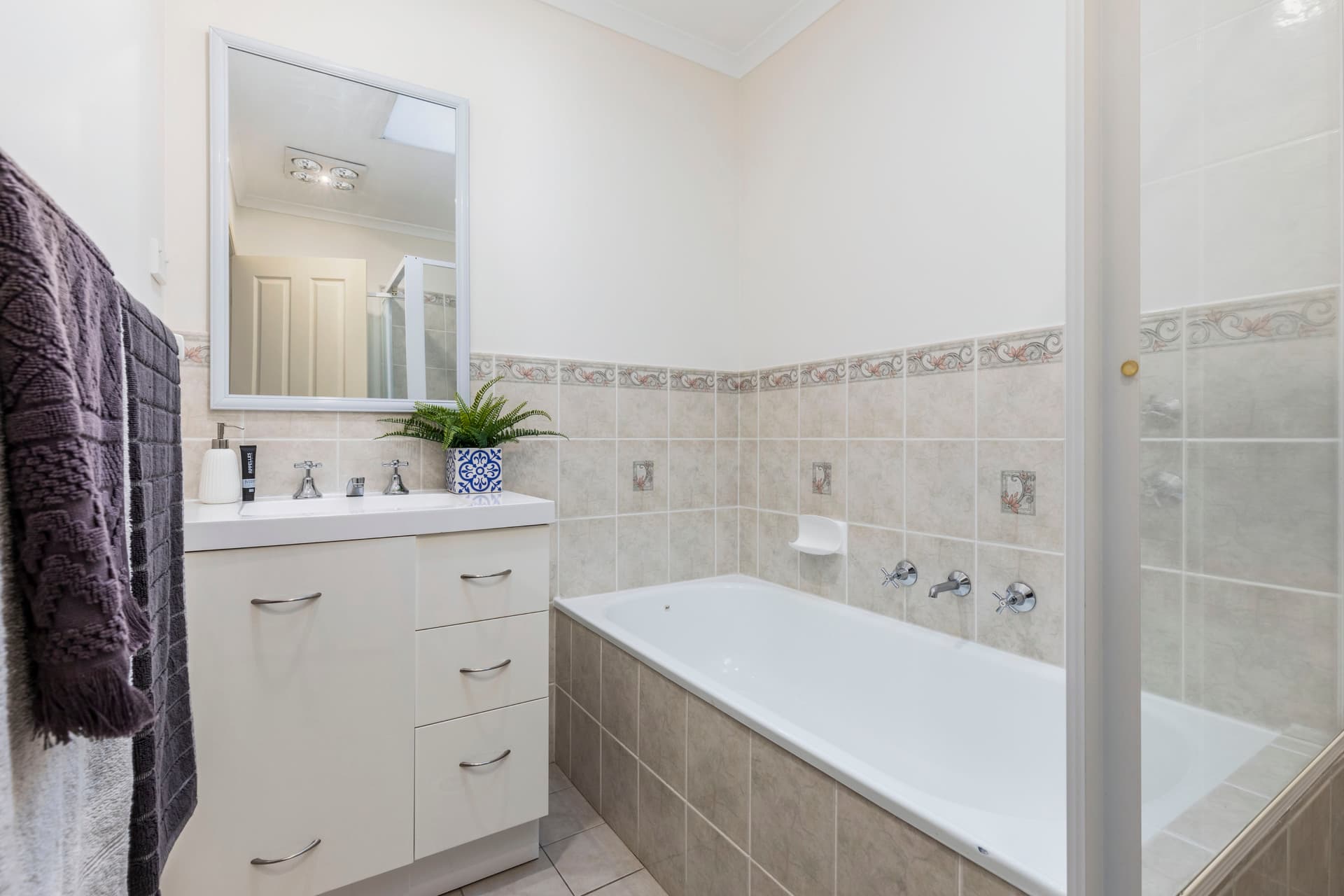 12 Gunyan Place, Ngunnawal ACT 2913, Ngunnawal - Thumbnail 4