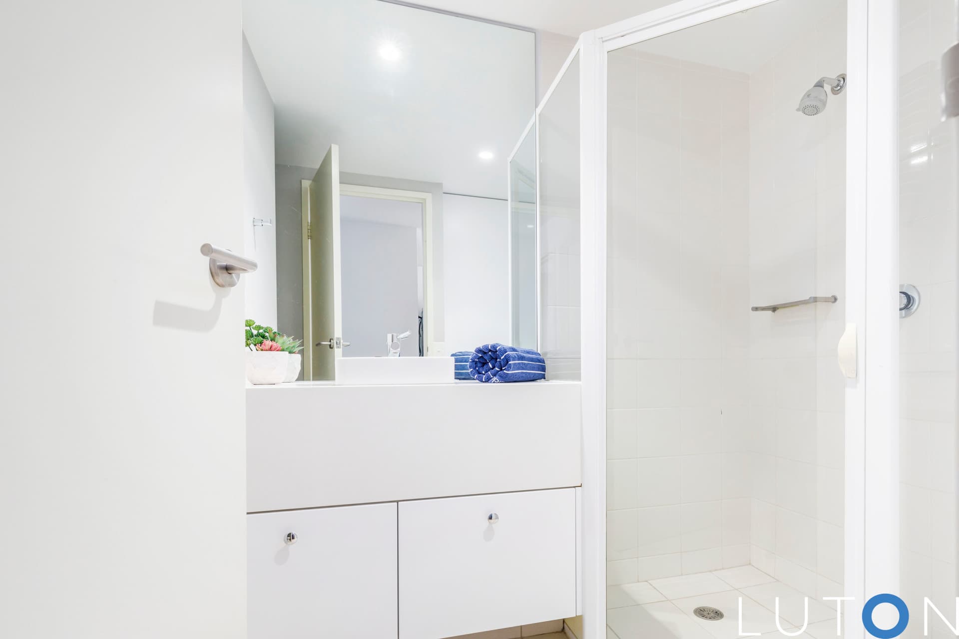 137/8 Jardine Street, Kingston ACT 2604, Kingston - Thumbnail 2
