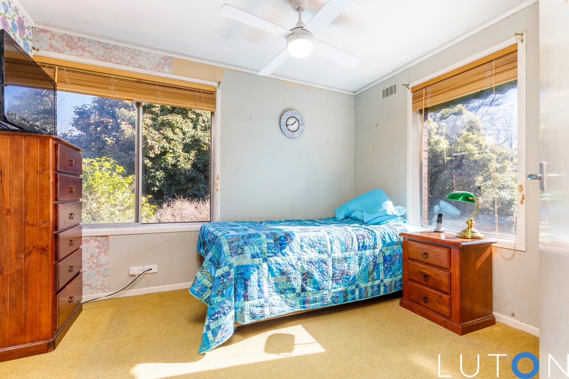 11 McDonald Street, Chifley ACT 2606, Chifley - Thumbnail 2